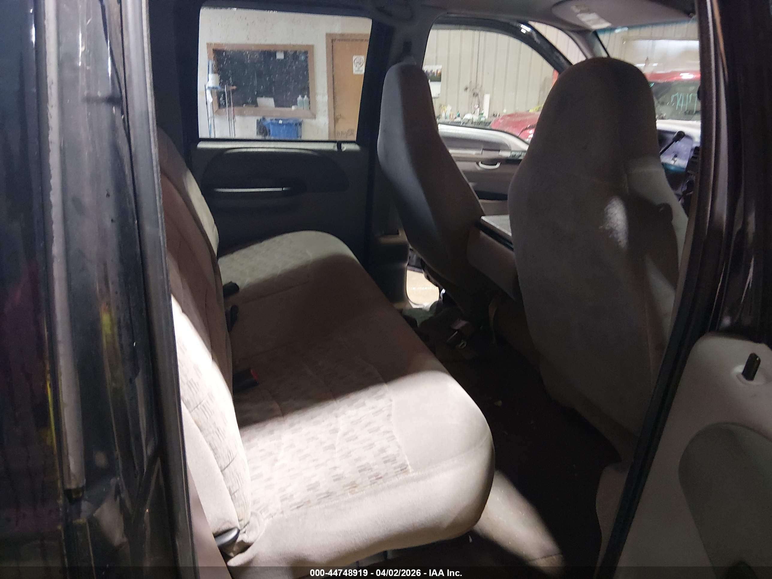 FORD F-350 image 8