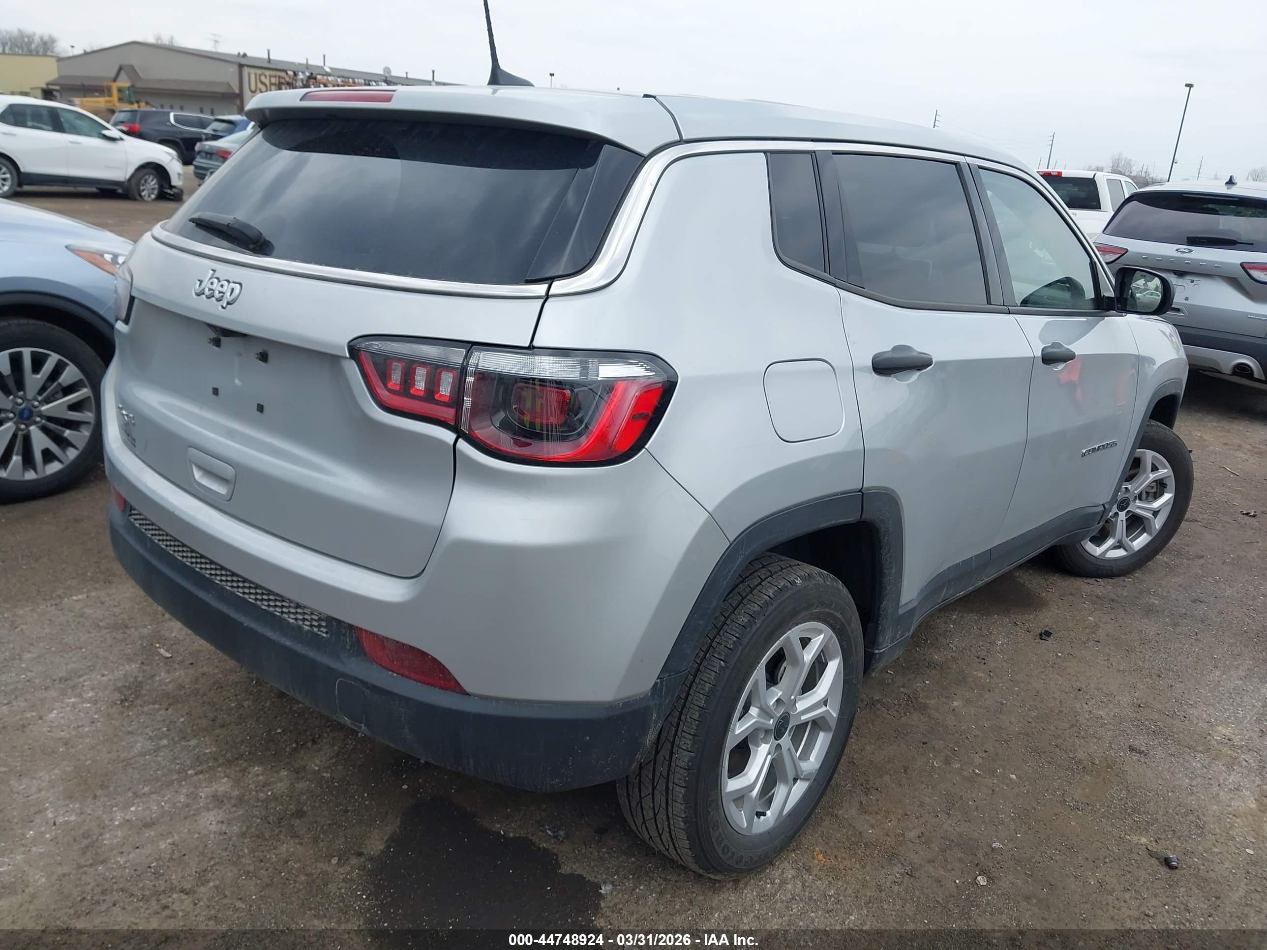 JEEP COMPASS image 4