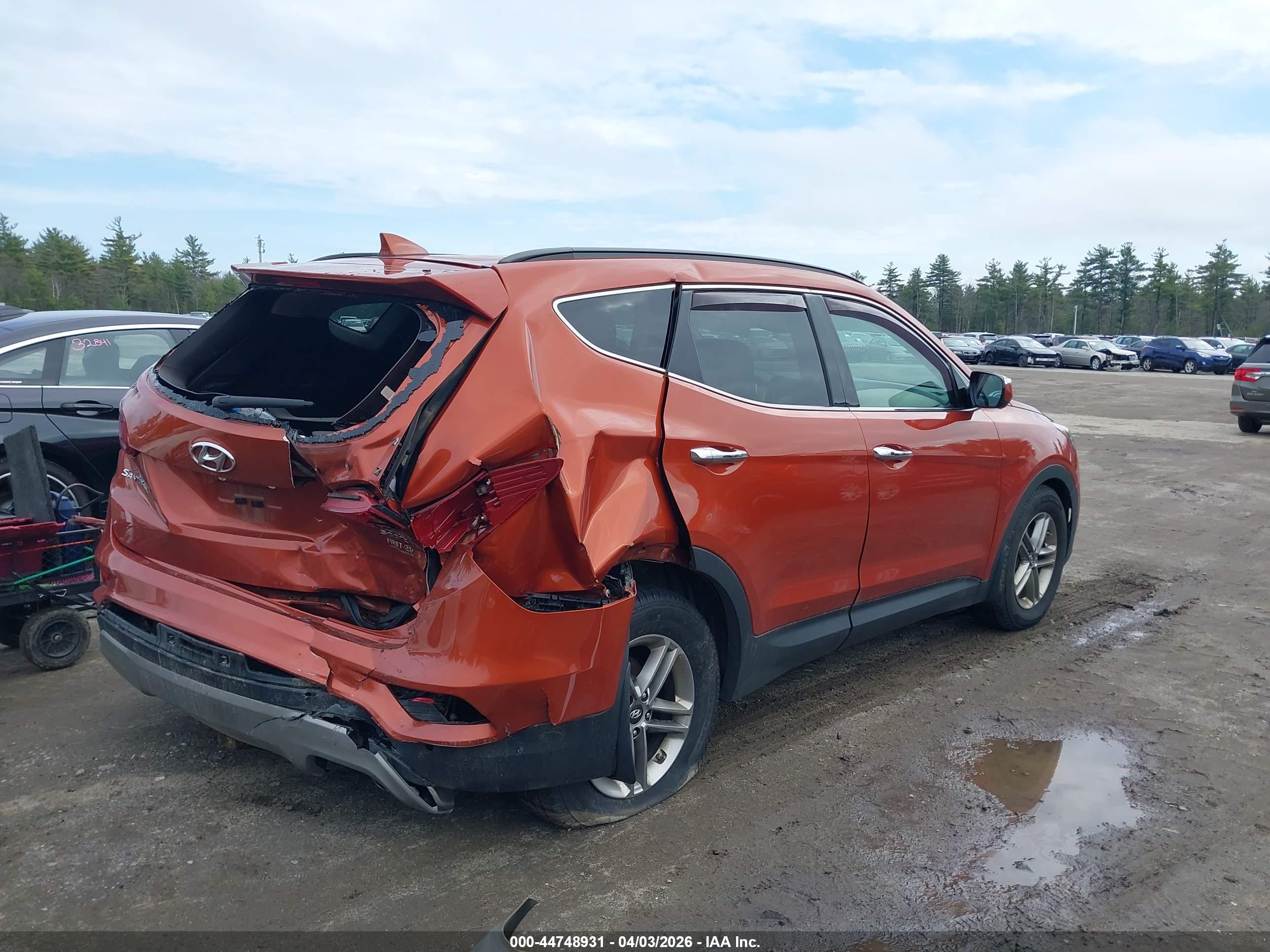 HYUNDAI SANTA image 4