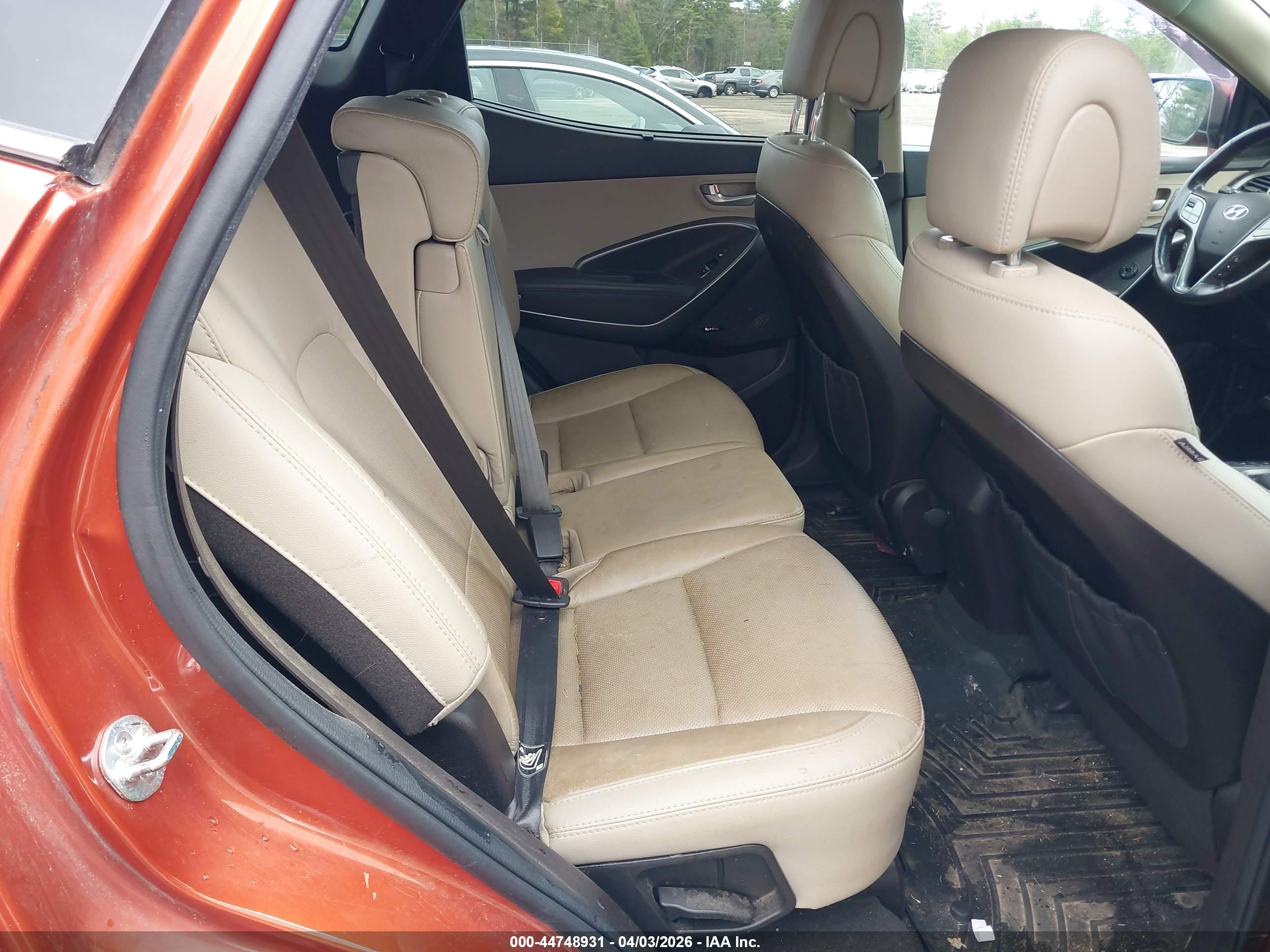 HYUNDAI SANTA image 8