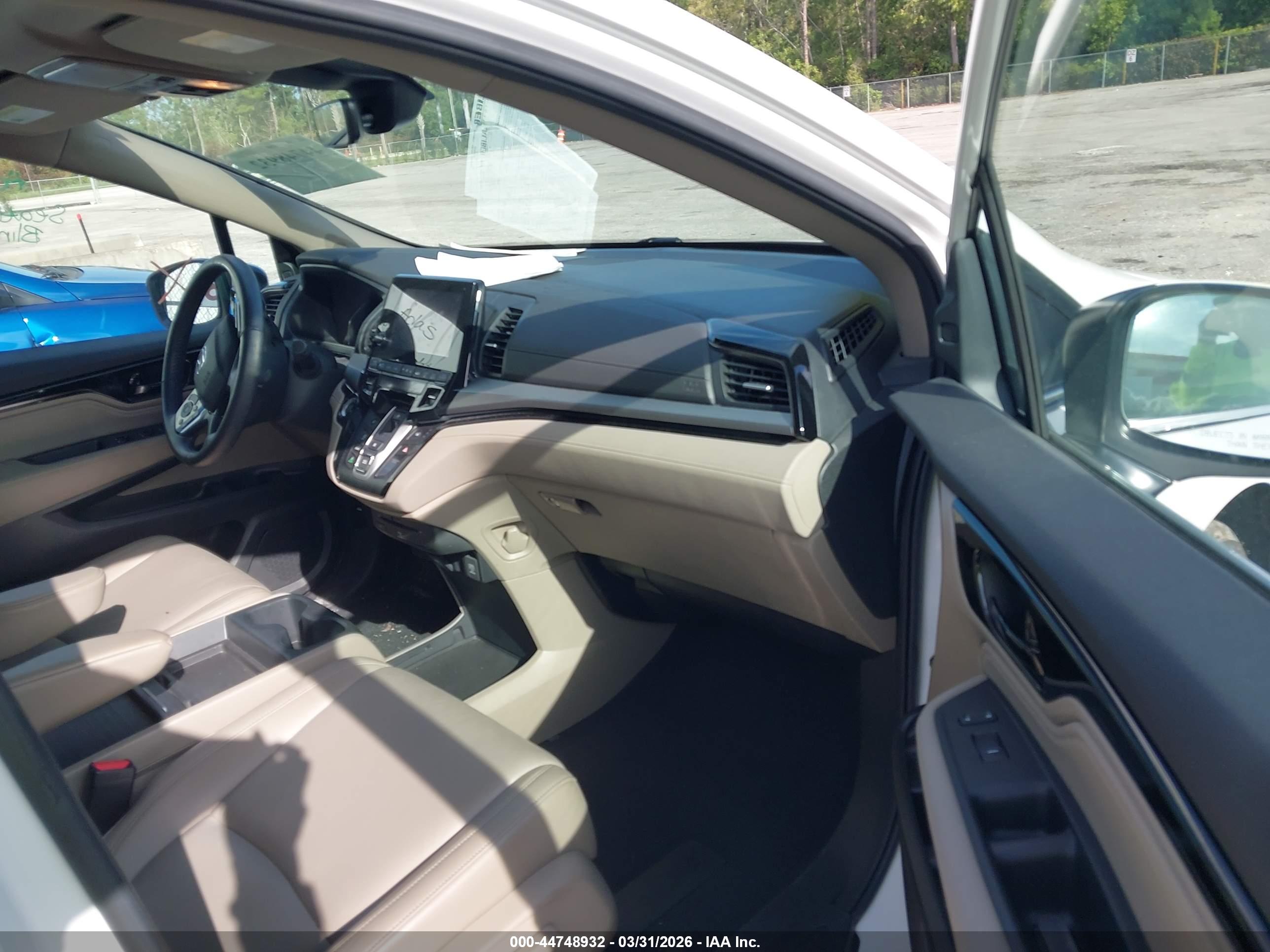 HONDA ODYSSEY image 5