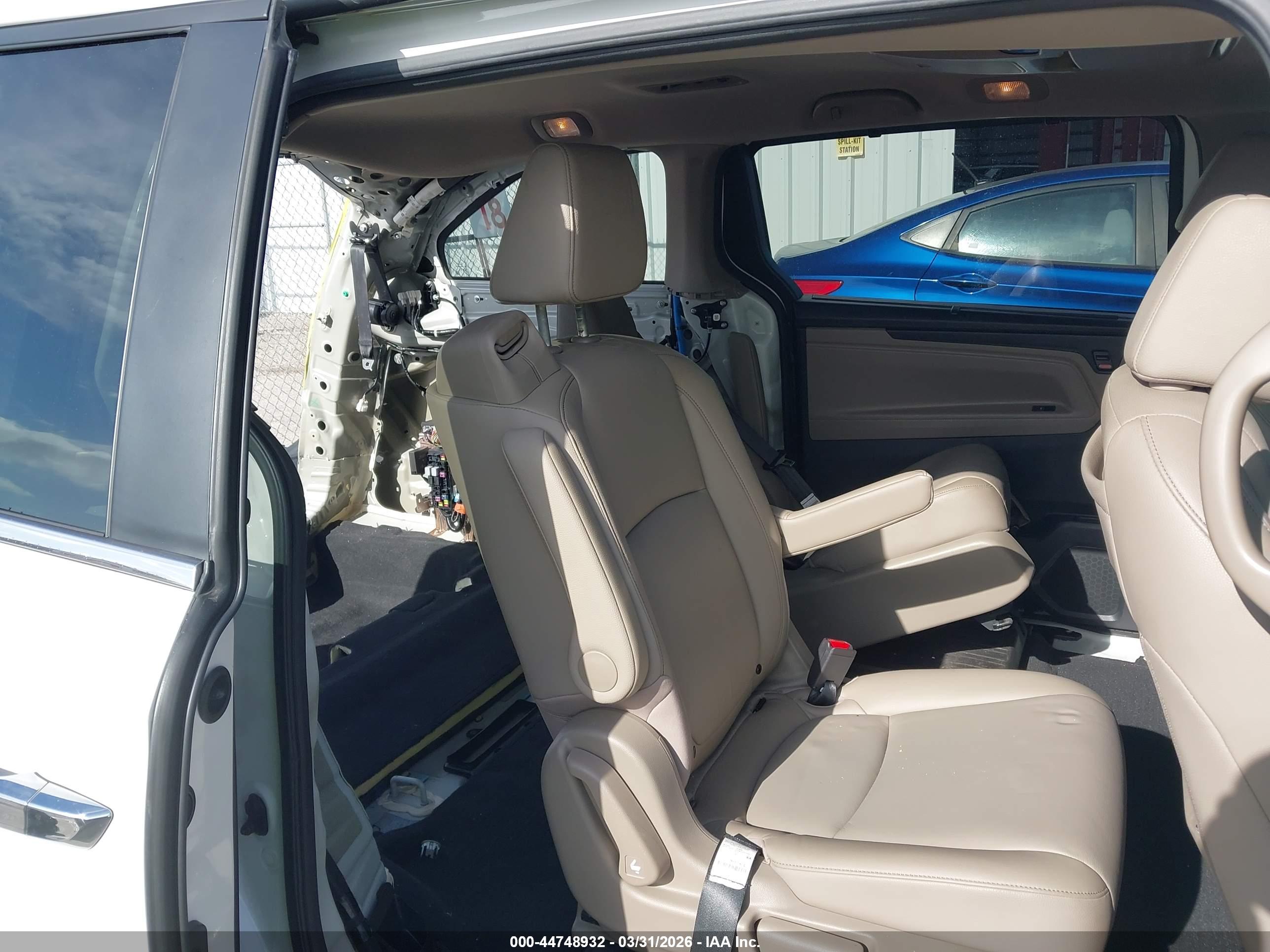 HONDA ODYSSEY image 8