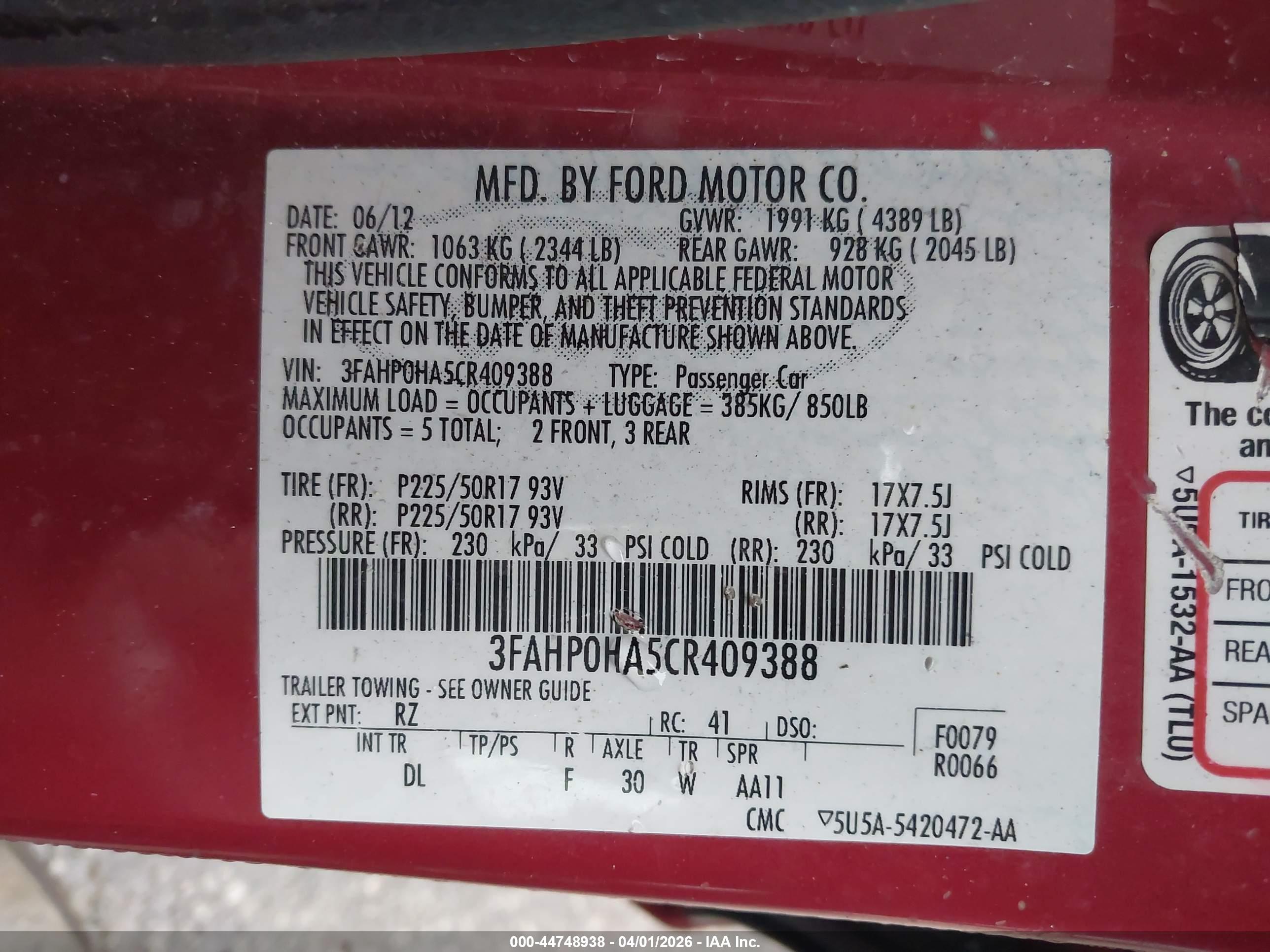 FORD FUSION image 9