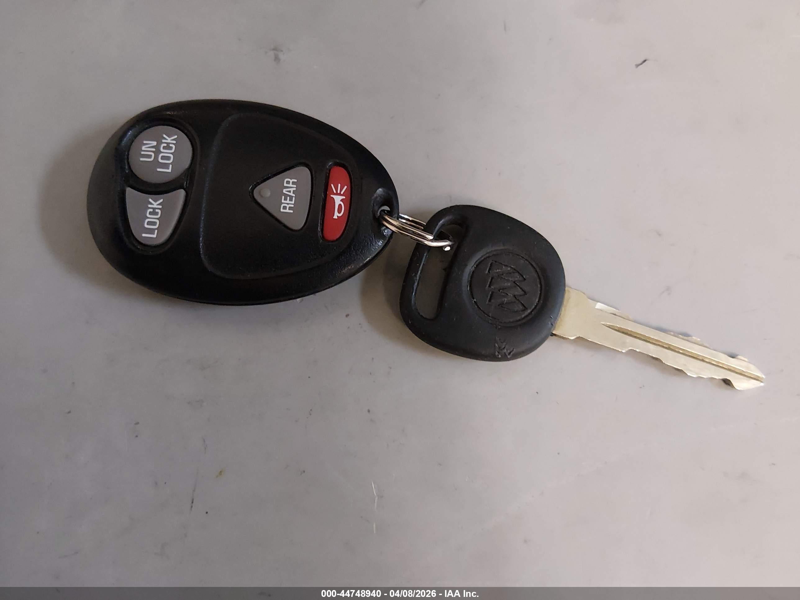 BUICK RENDEZVOUS image 11