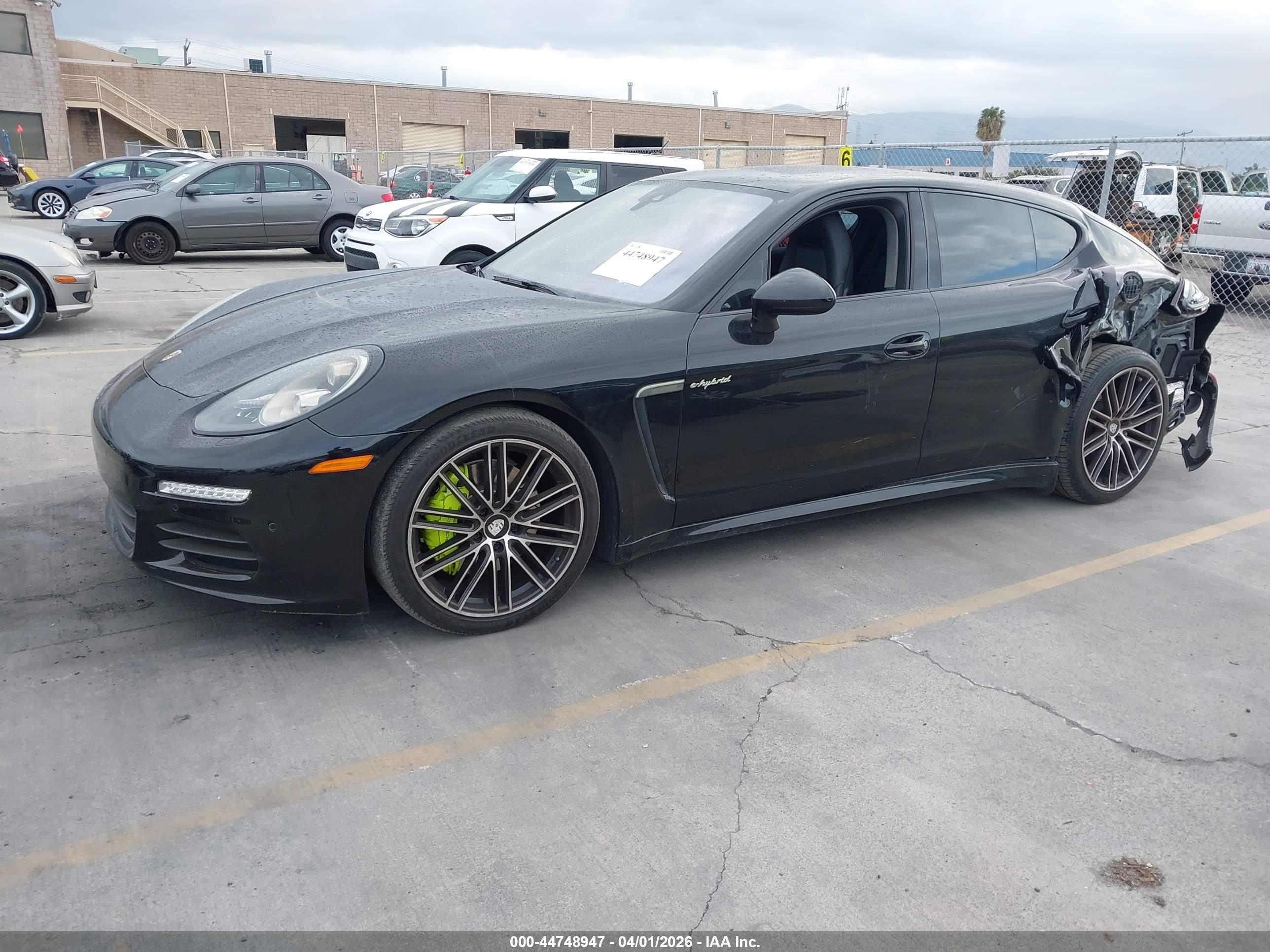 PORSCHE PANAMERA image 2