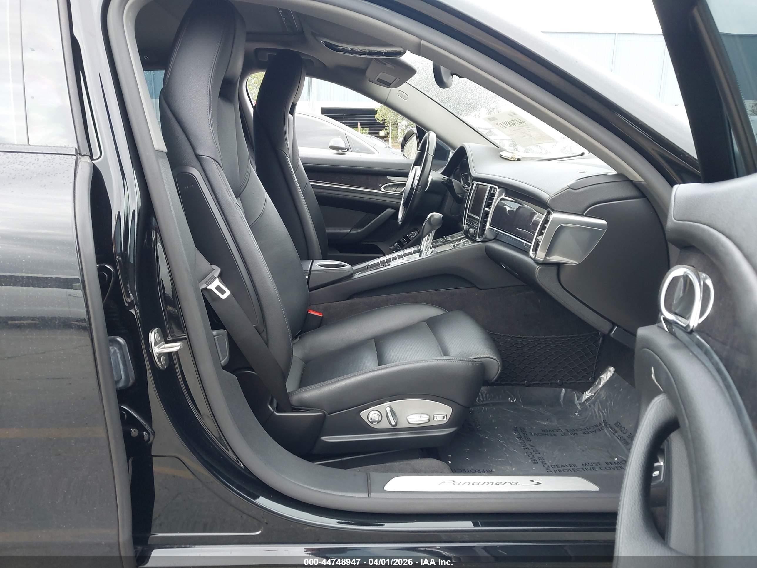 PORSCHE PANAMERA image 5