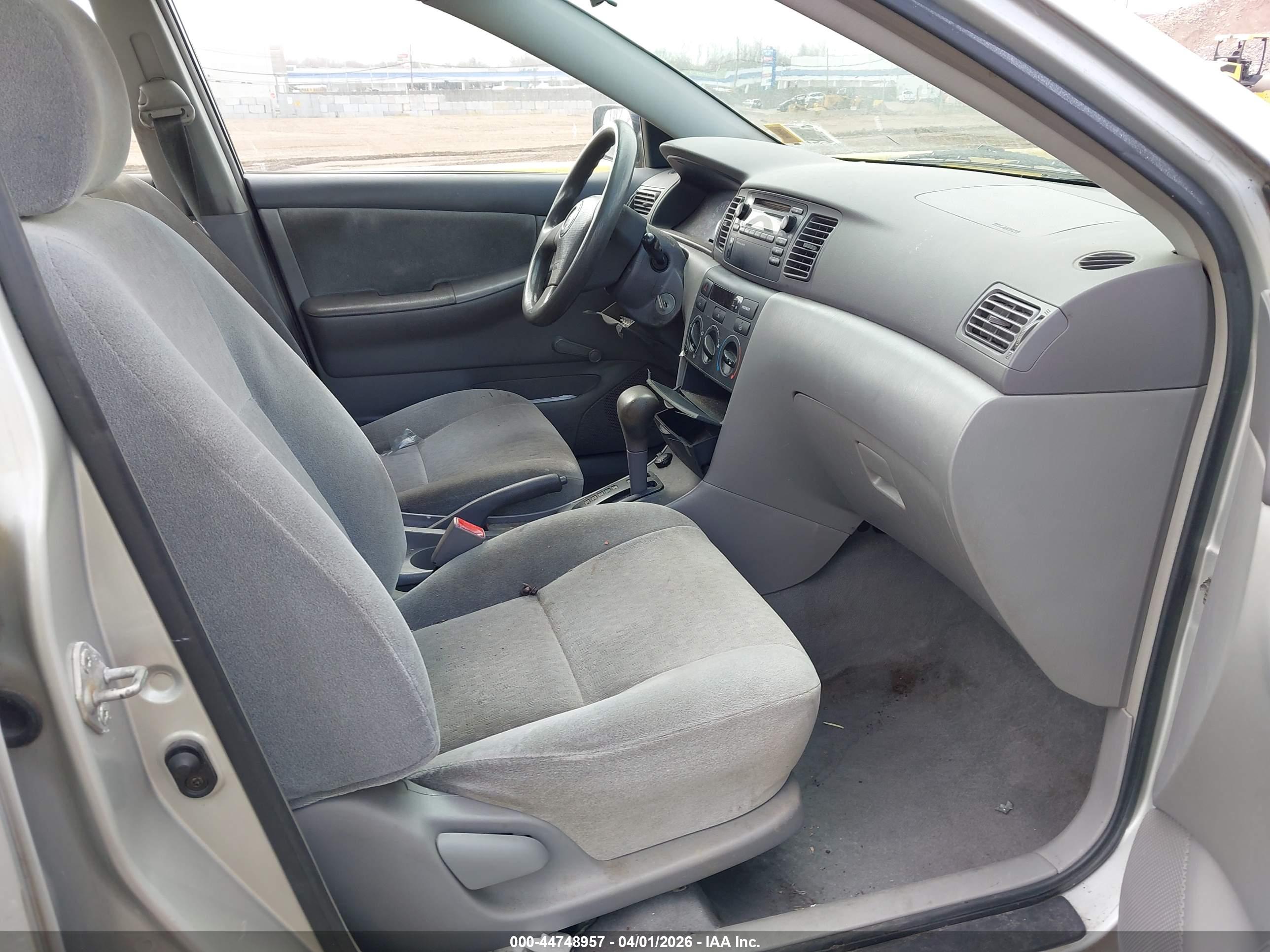 TOYOTA COROLLA image 5
