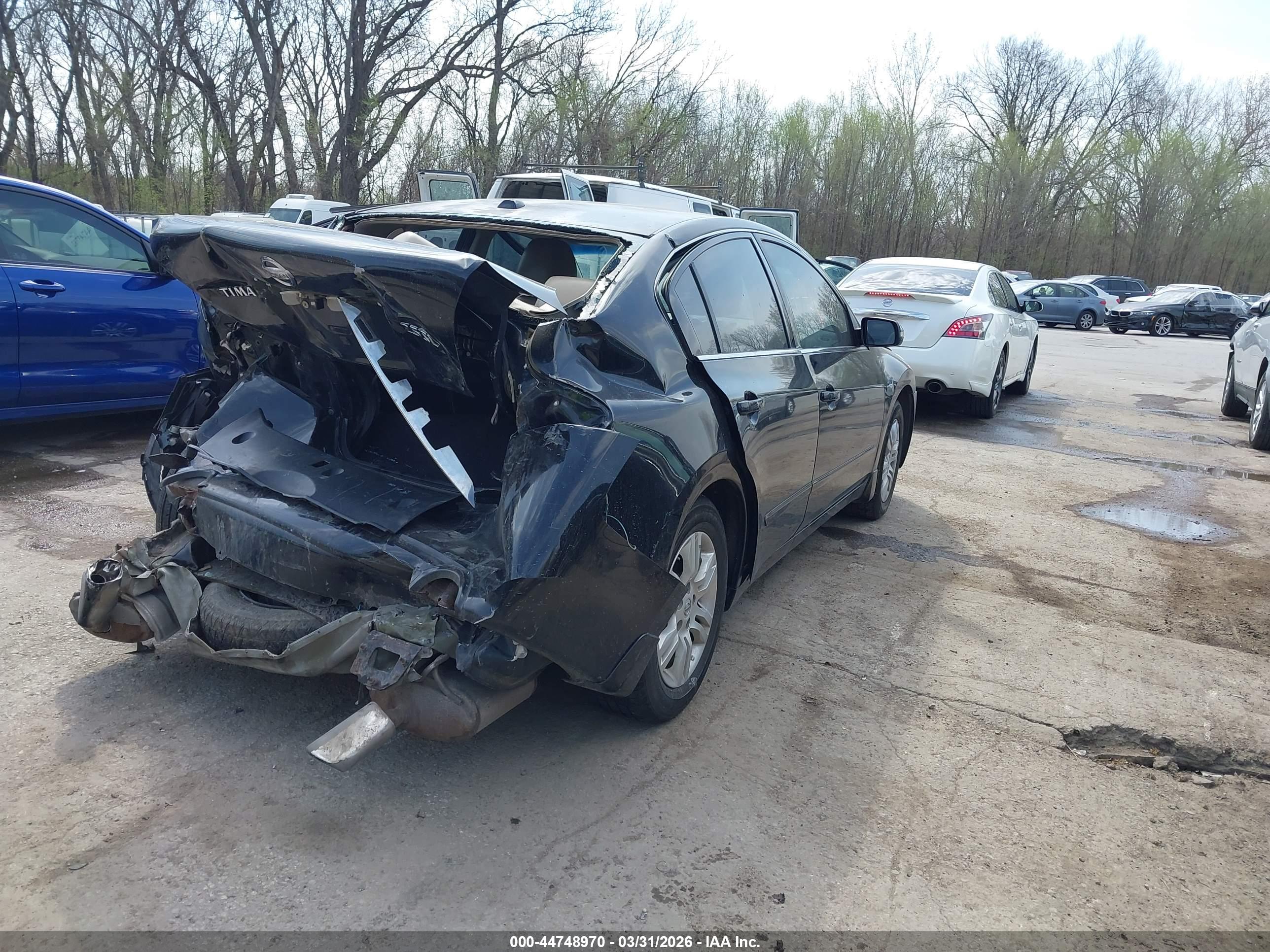 NISSAN ALTIMA image 4