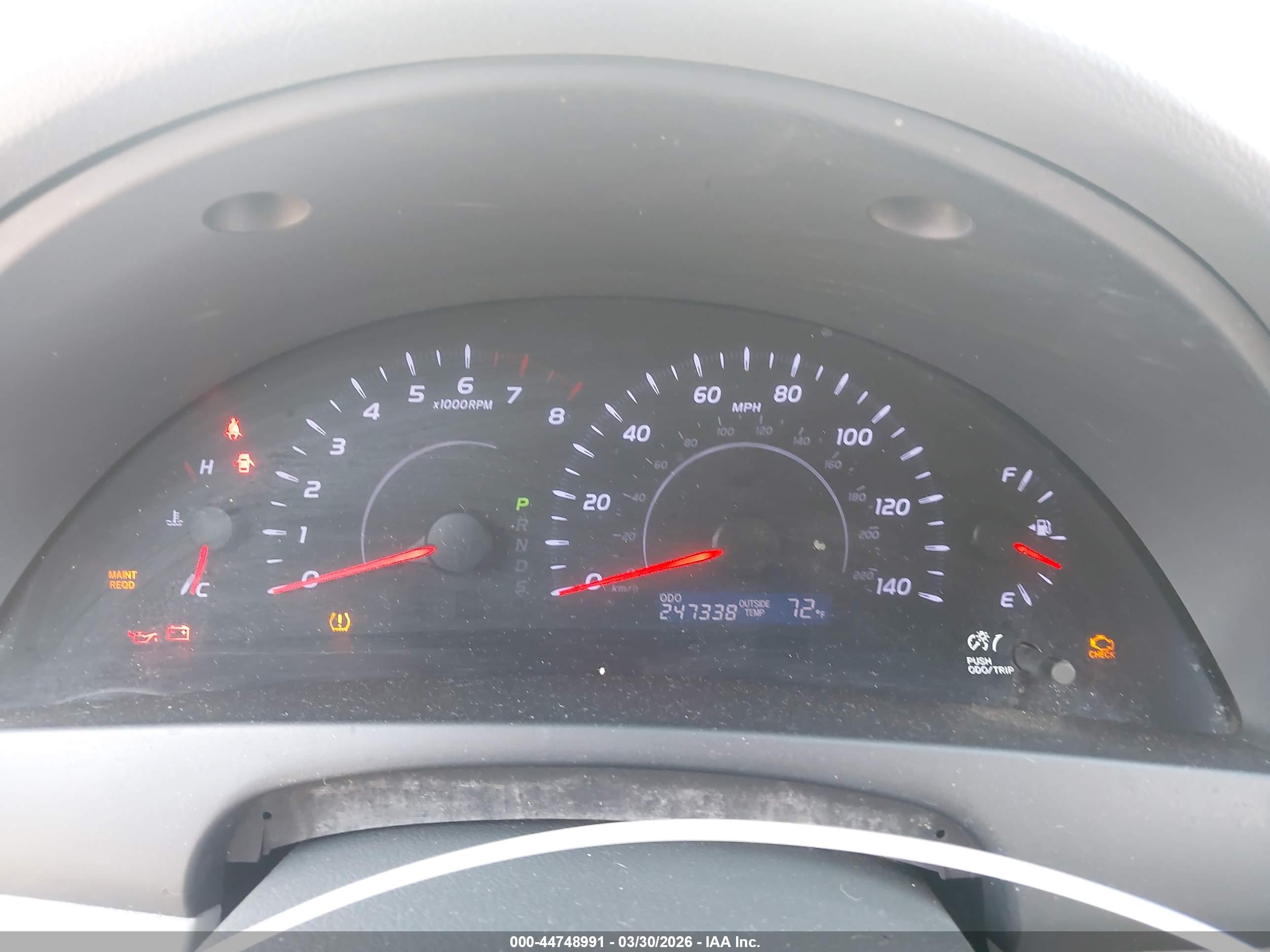 TOYOTA CAMRY image 7