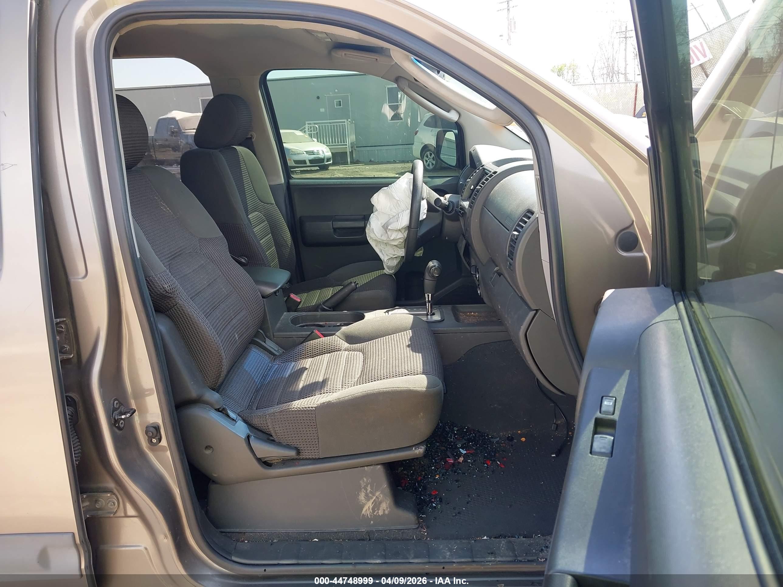NISSAN XTERRA image 5
