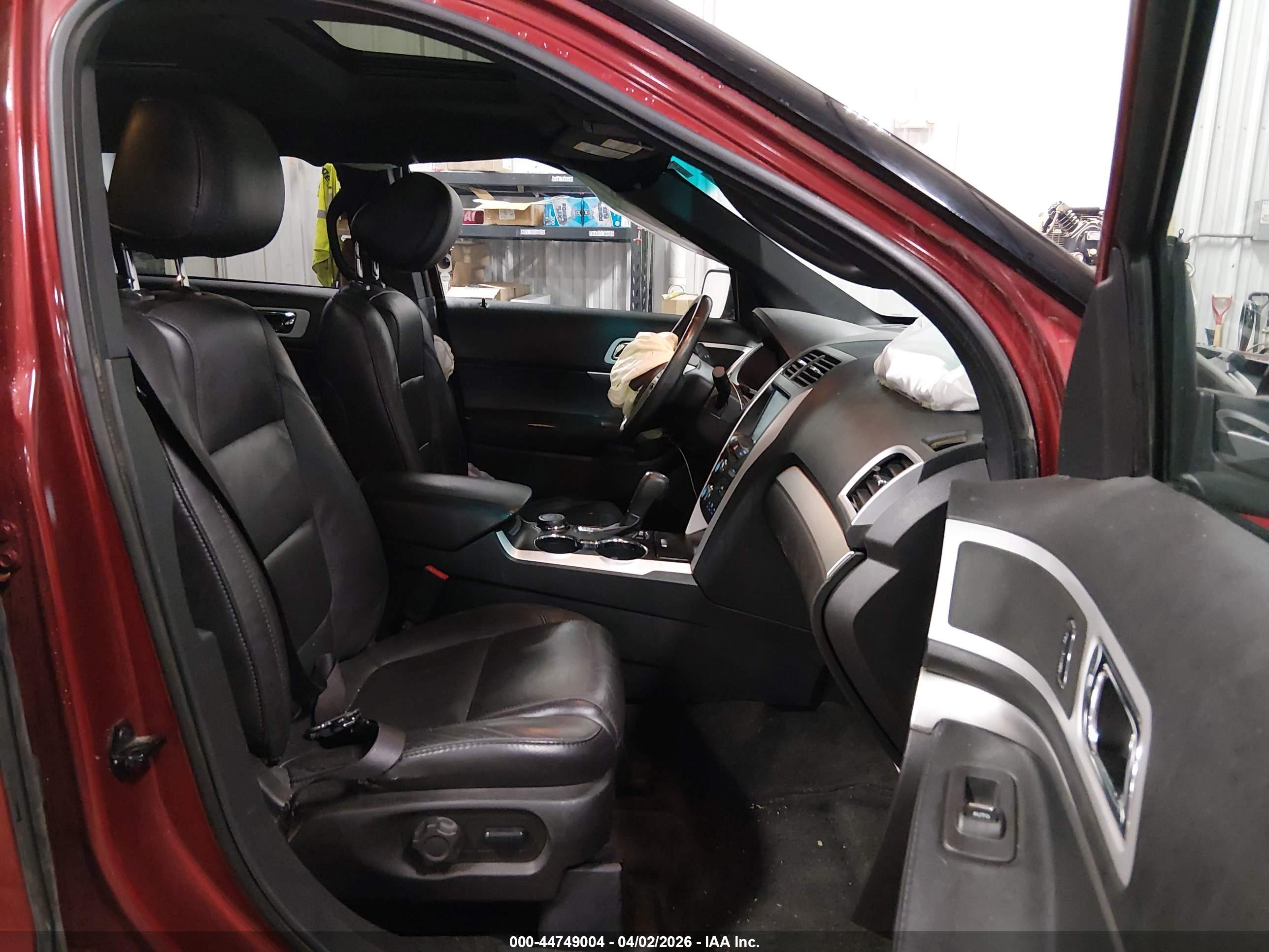 FORD EXPLORER image 5
