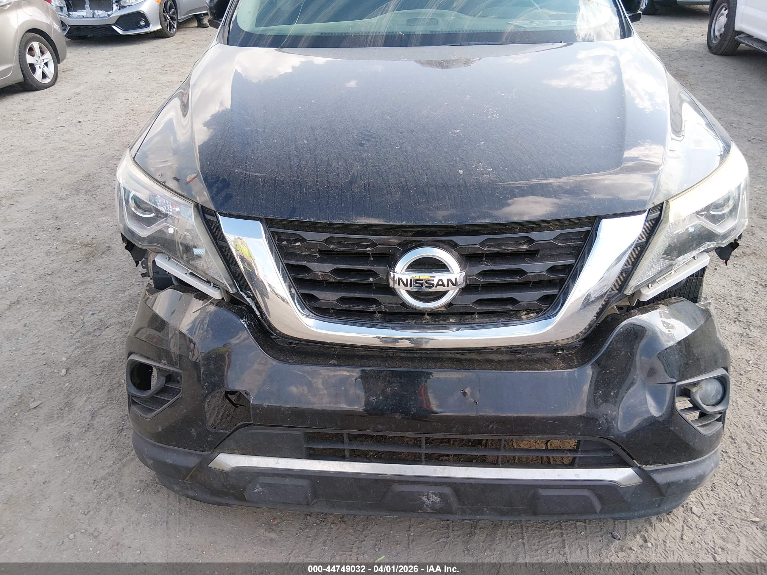 NISSAN PATHFINDER image 6