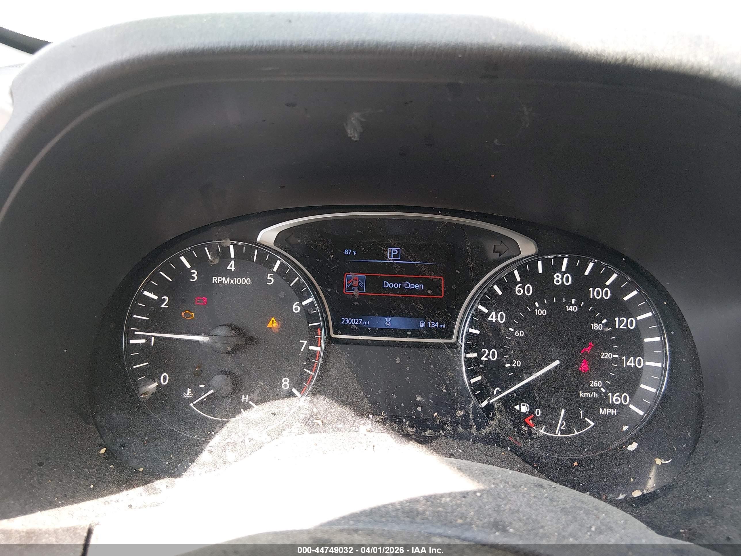 NISSAN PATHFINDER image 7