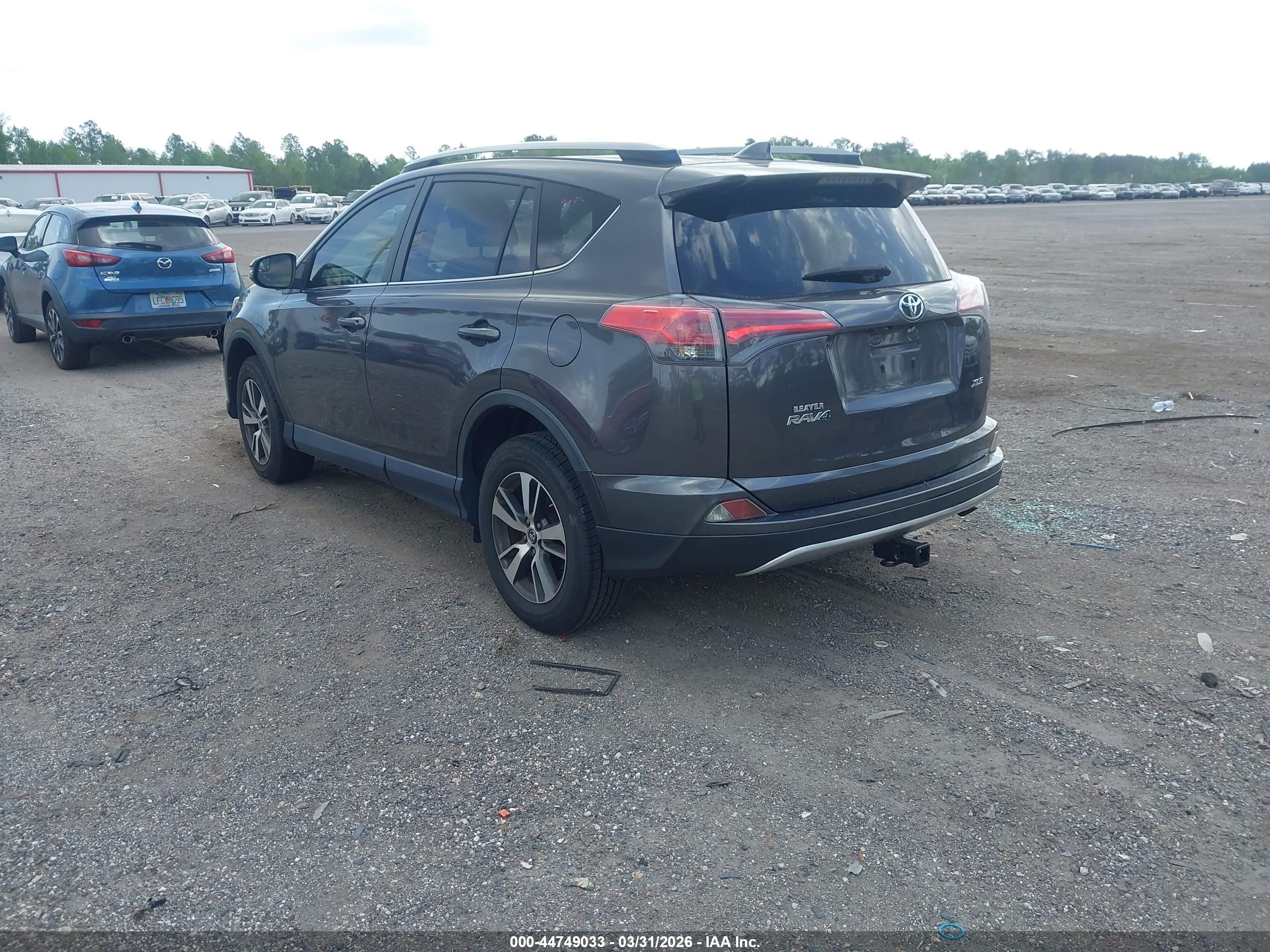 TOYOTA RAV4 image 3