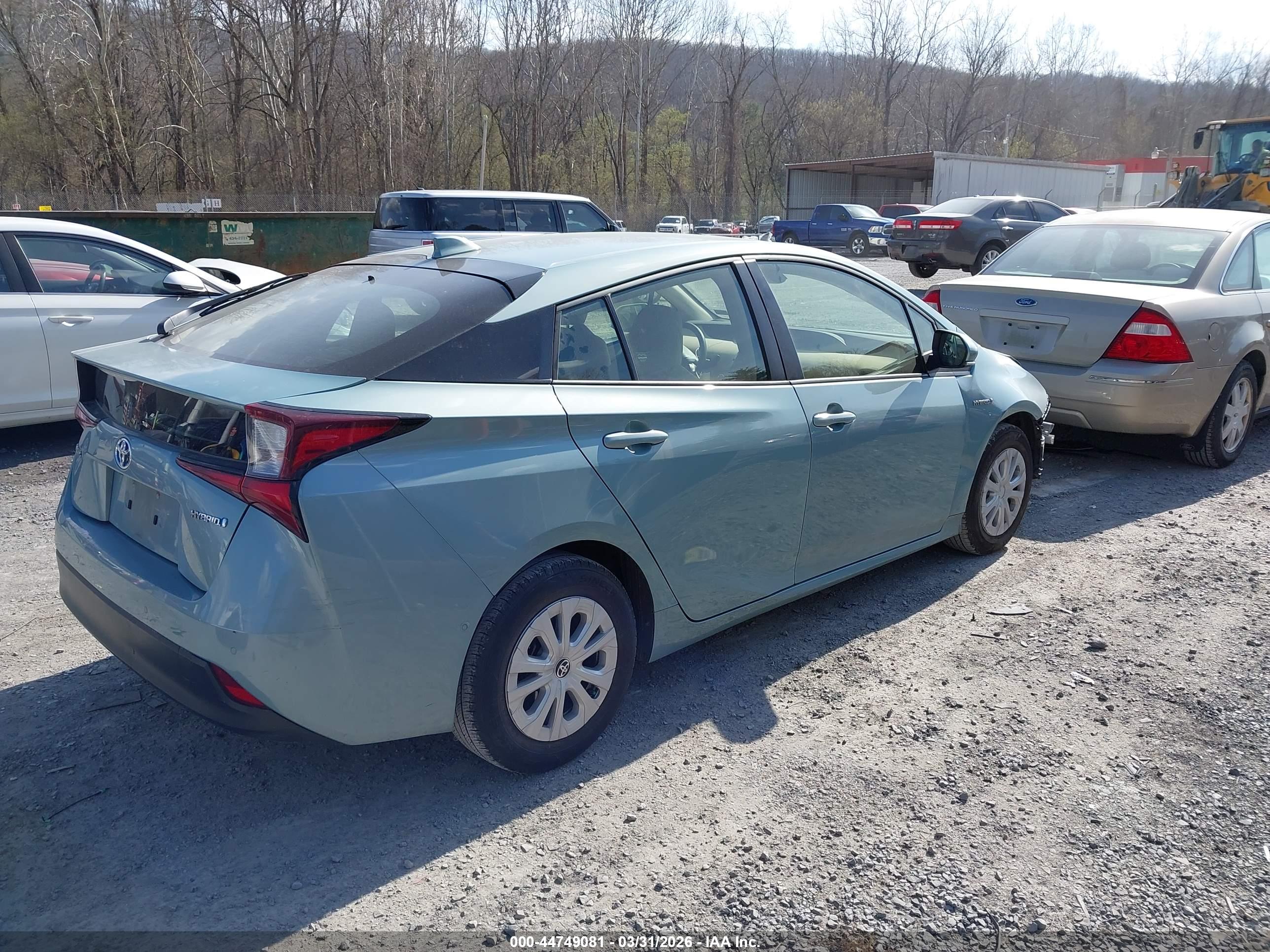 TOYOTA PRIUS image 4