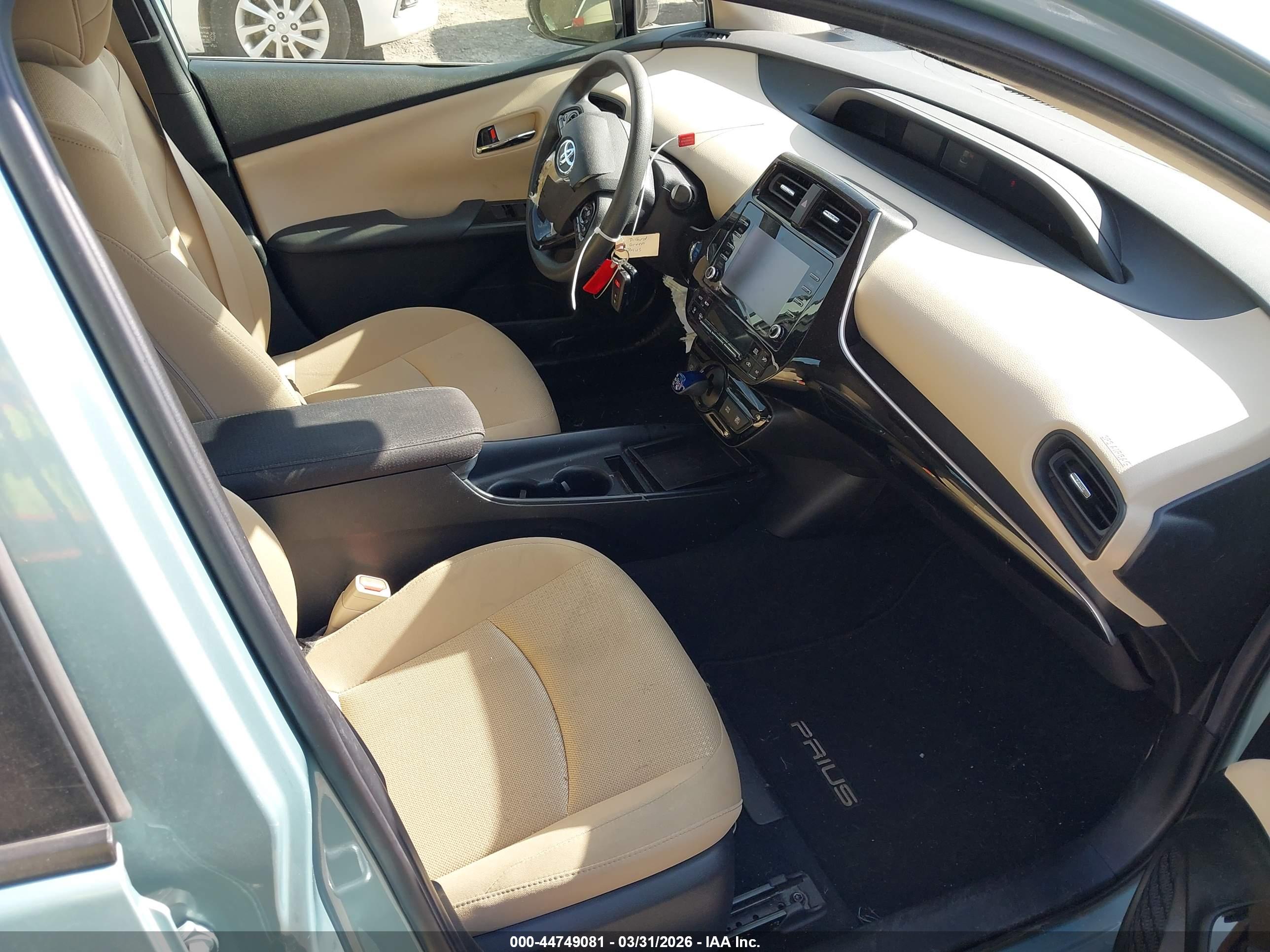 TOYOTA PRIUS image 5