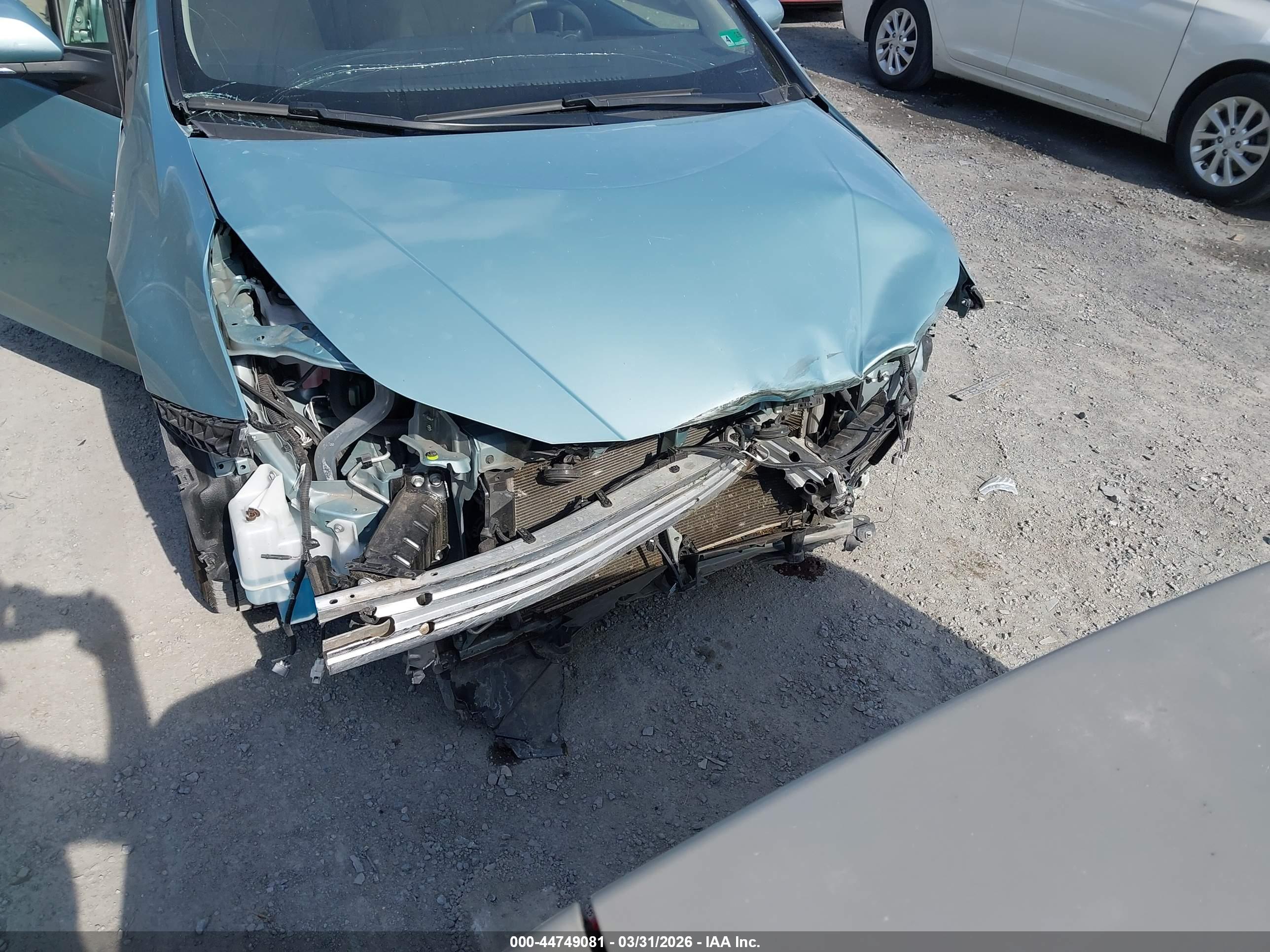 TOYOTA PRIUS image 6