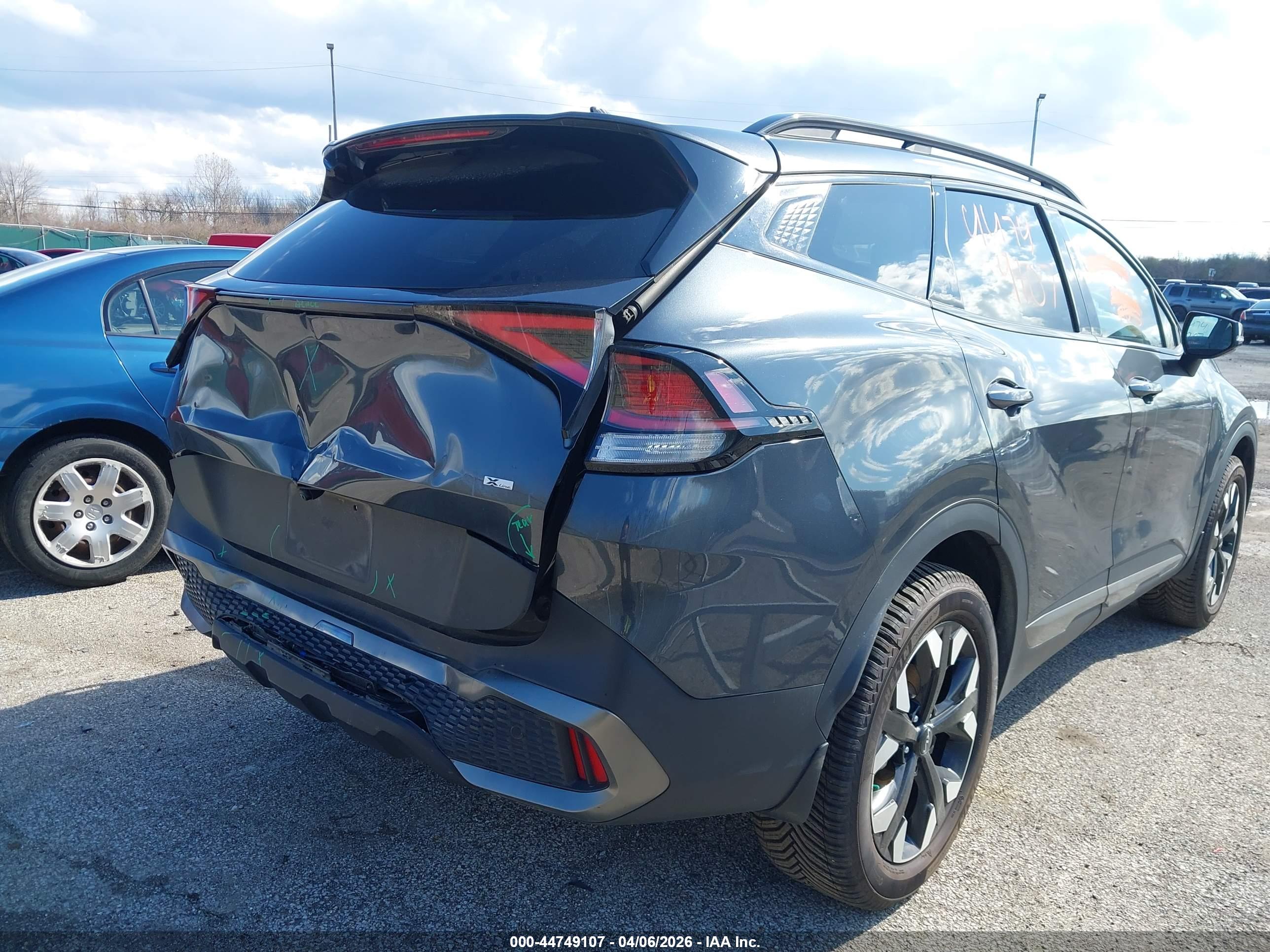 KIA SPORTAGE image 6