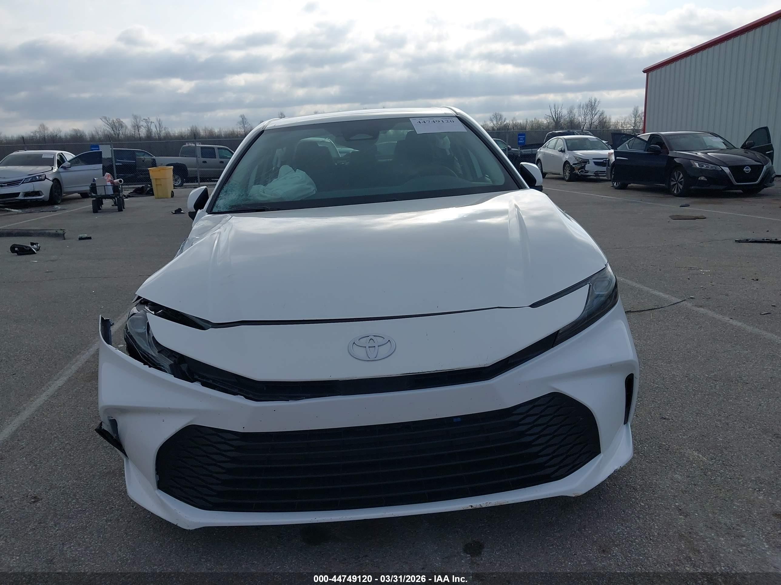 TOYOTA CAMRY image 6