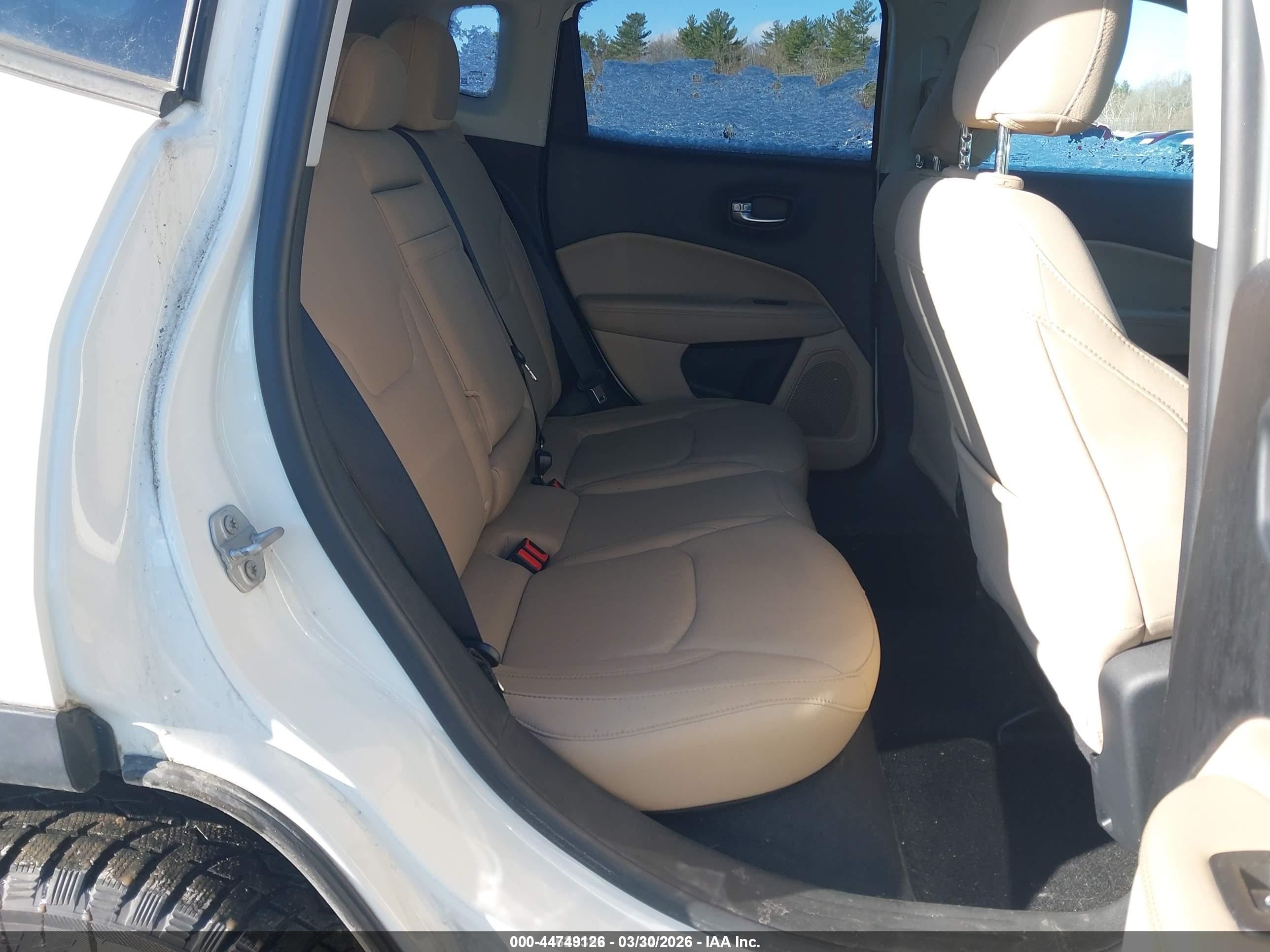 JEEP COMPASS image 8