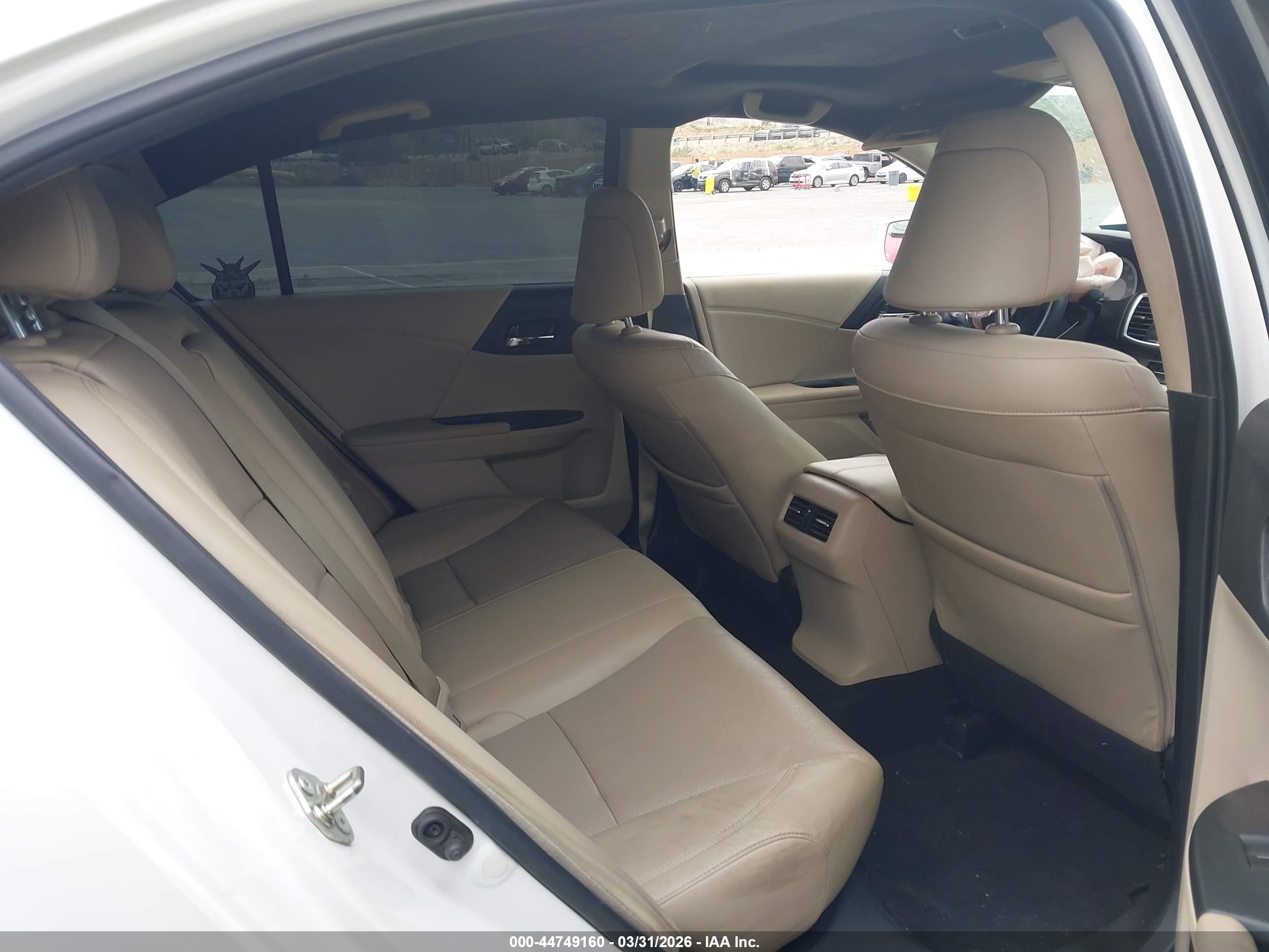 HONDA ACCORD image 8
