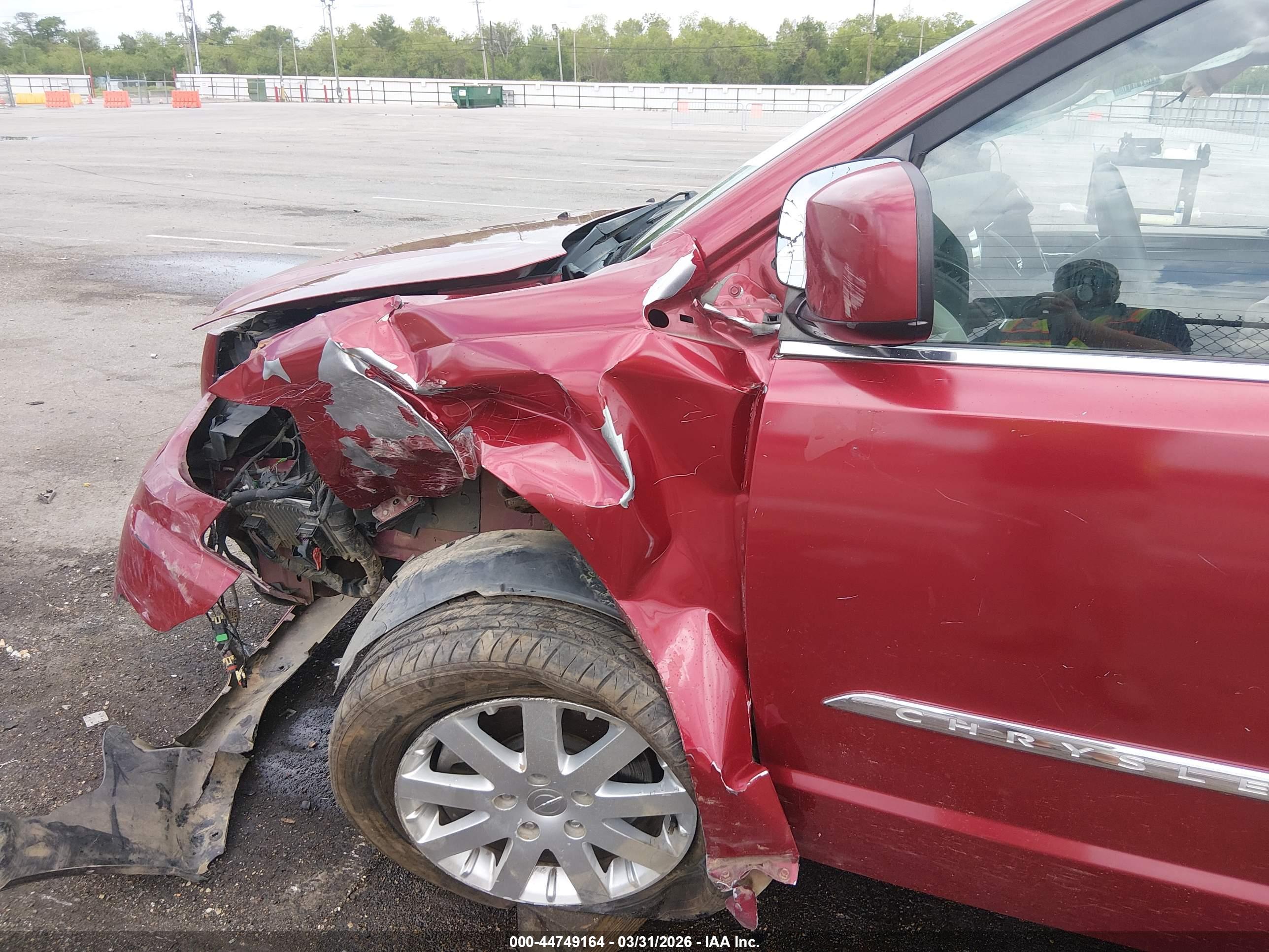 CHRYSLER TOWN image 6
