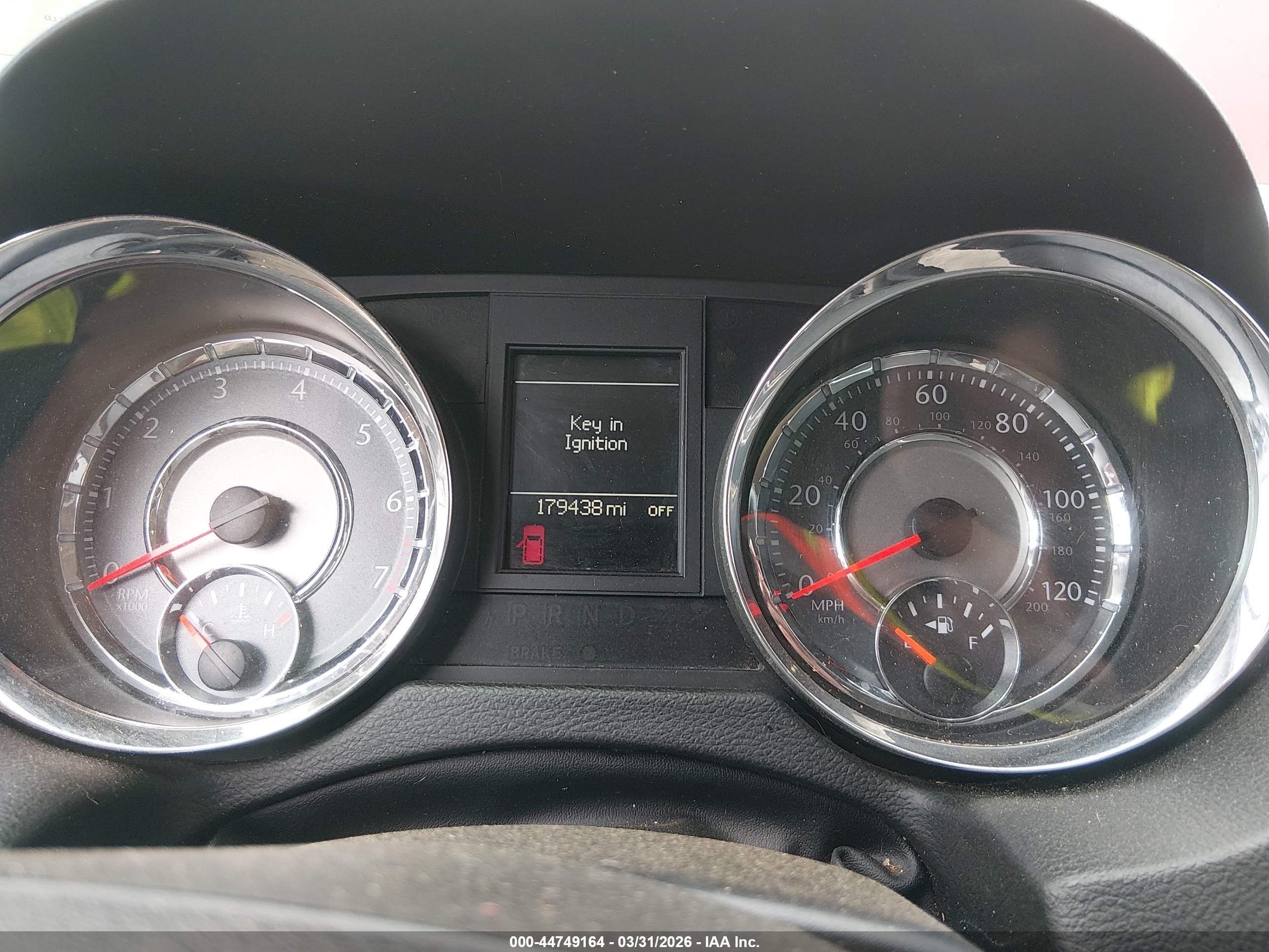 CHRYSLER TOWN image 7