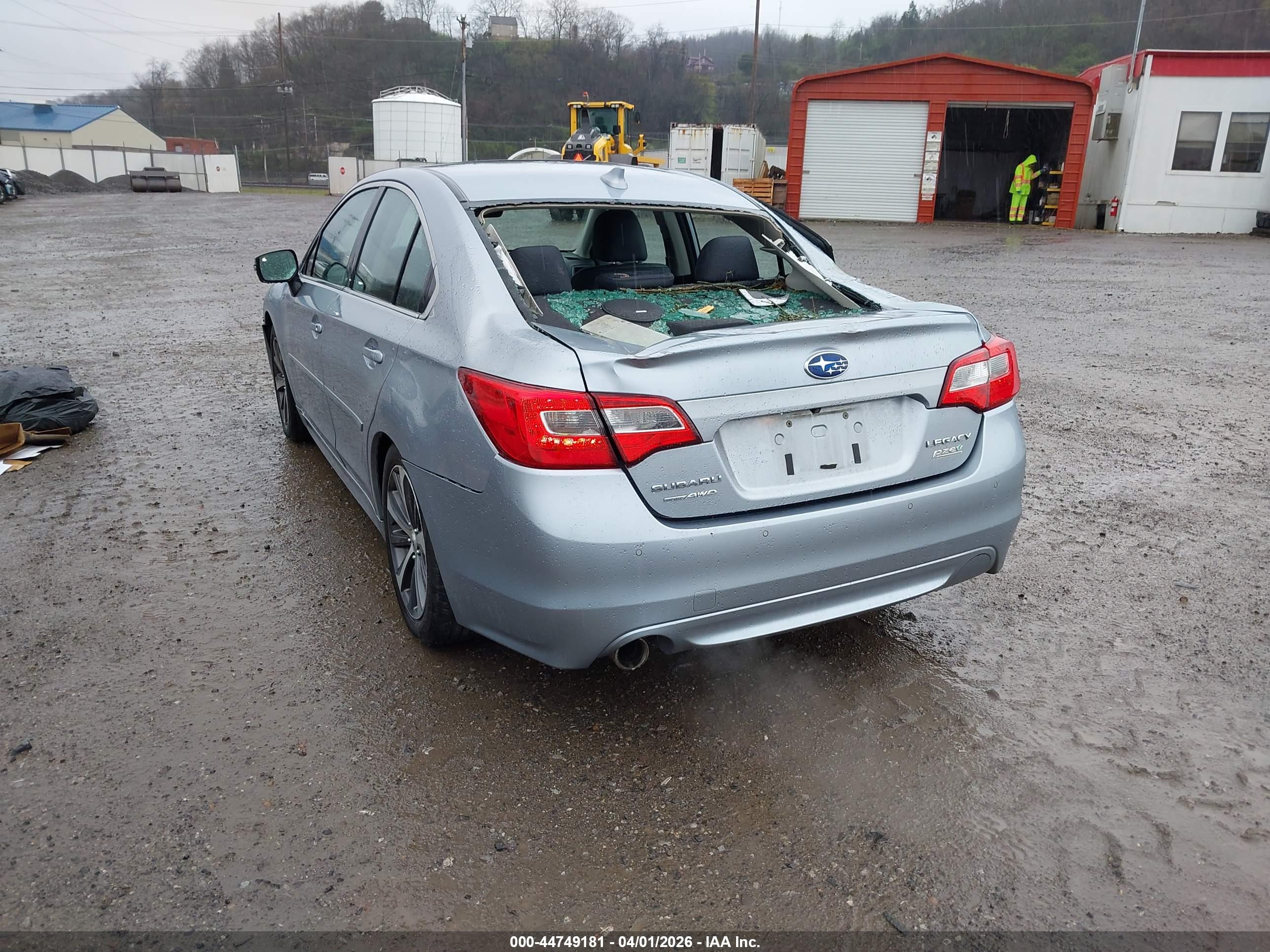 SUBARU LEGACY image 3