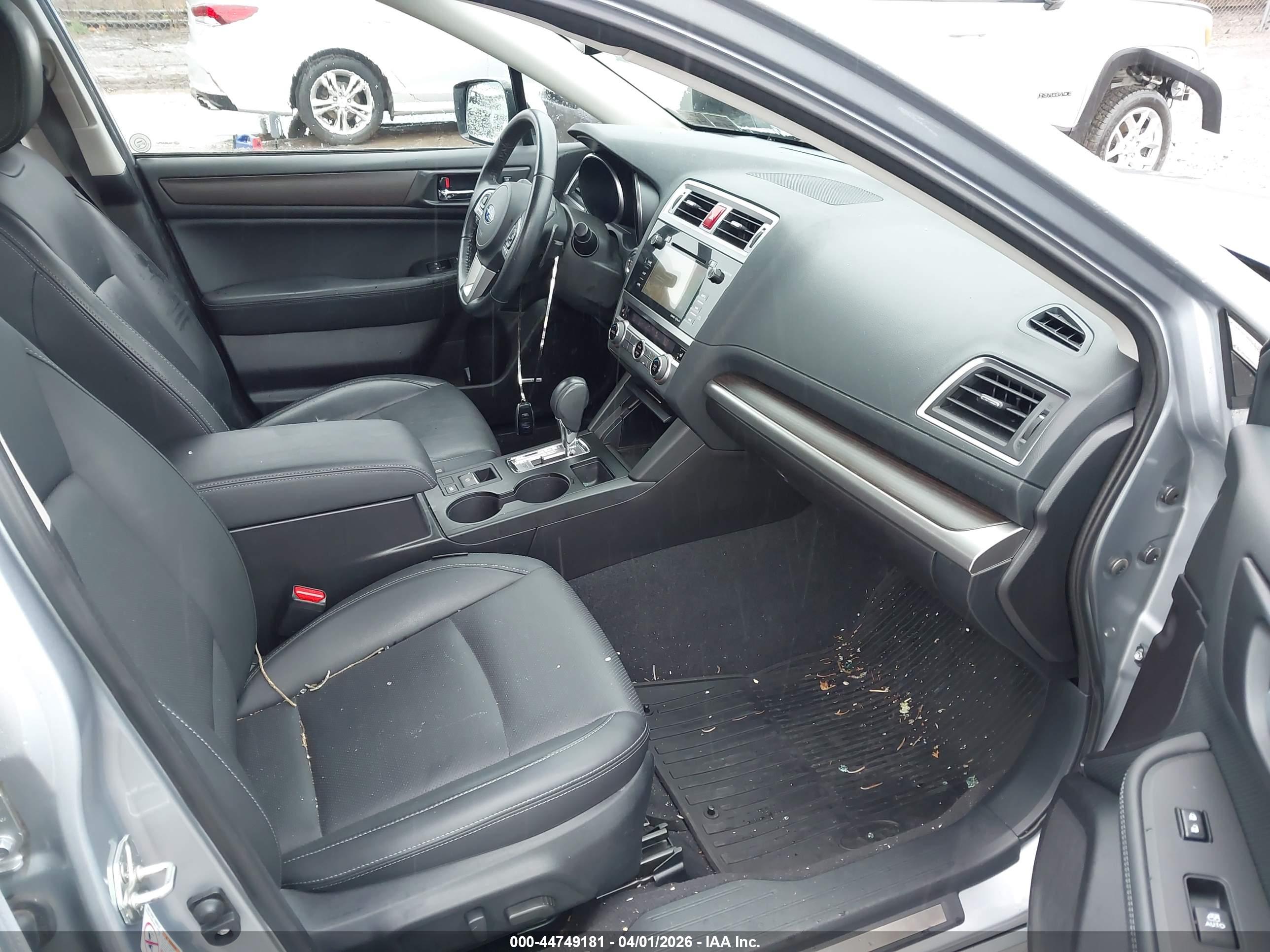SUBARU LEGACY image 5