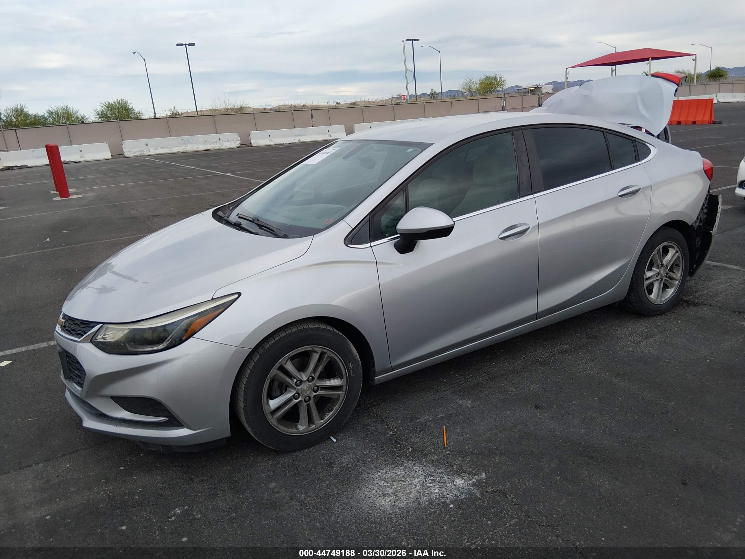 CHEVROLET CRUZE image 2