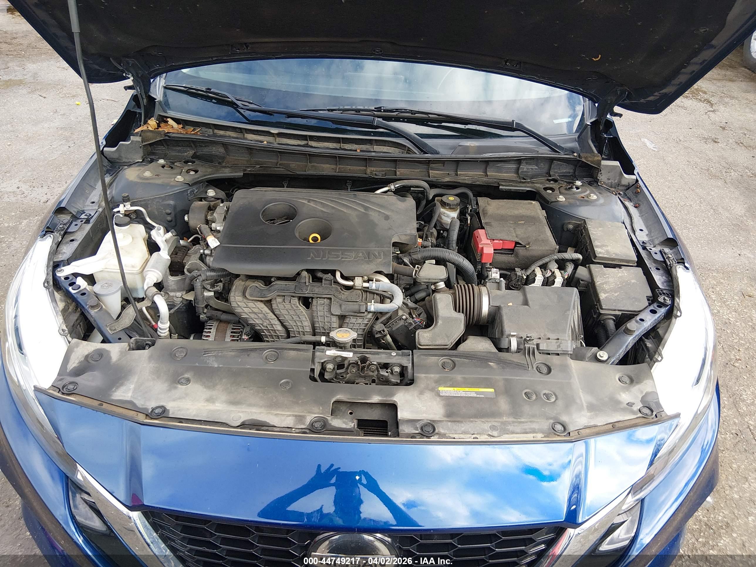 NISSAN ALTIMA image 10