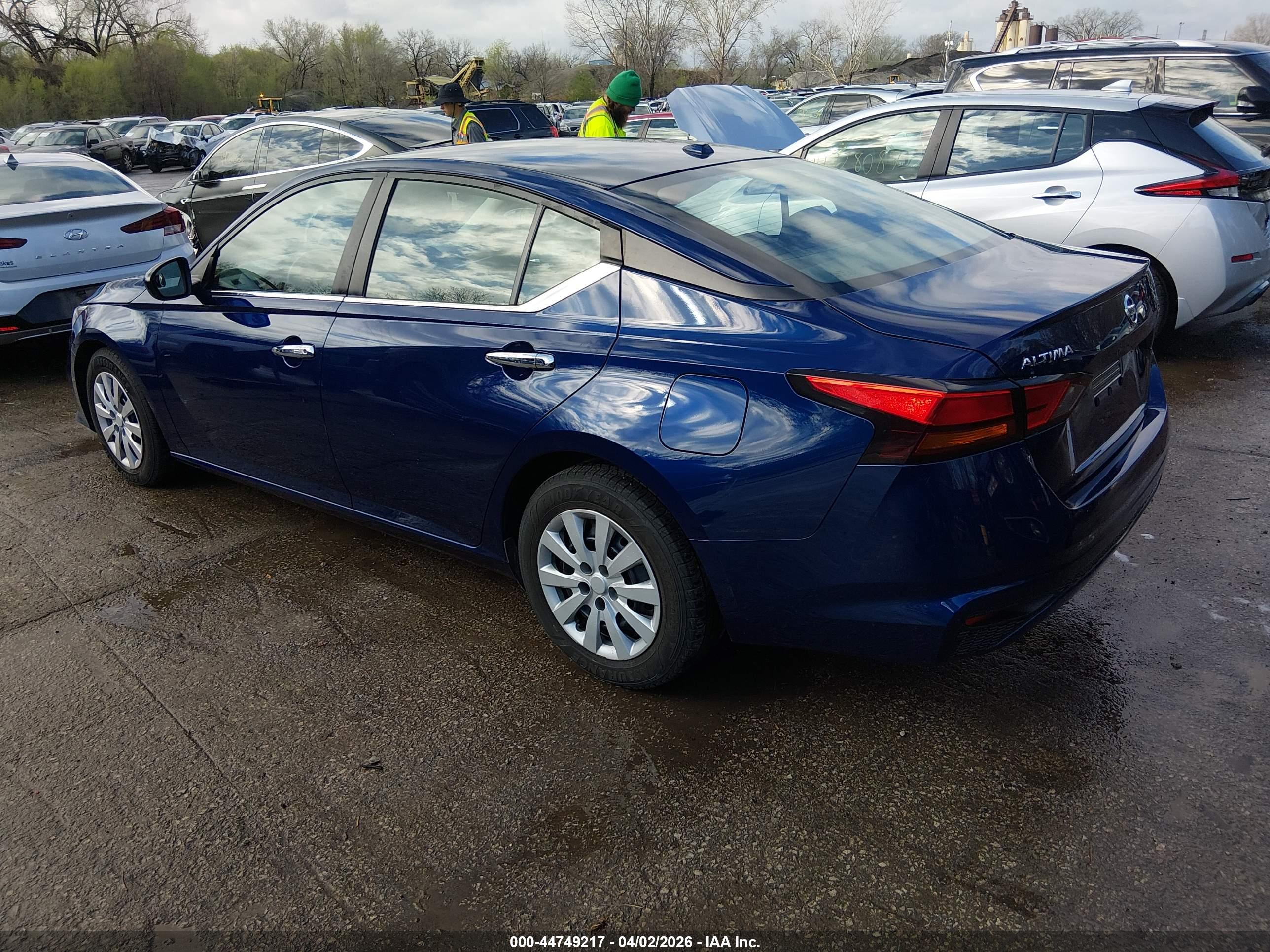 NISSAN ALTIMA image 3