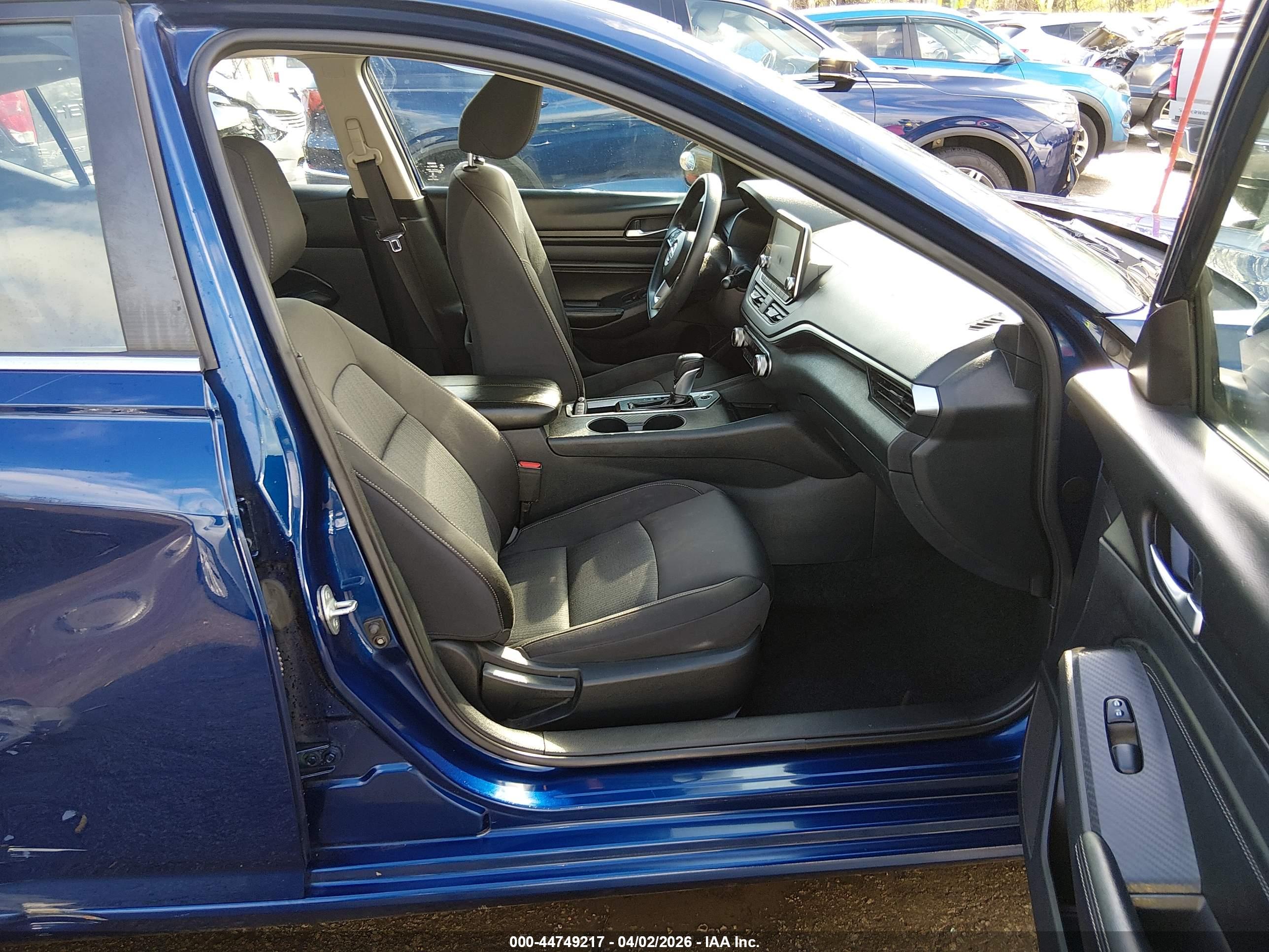NISSAN ALTIMA image 5