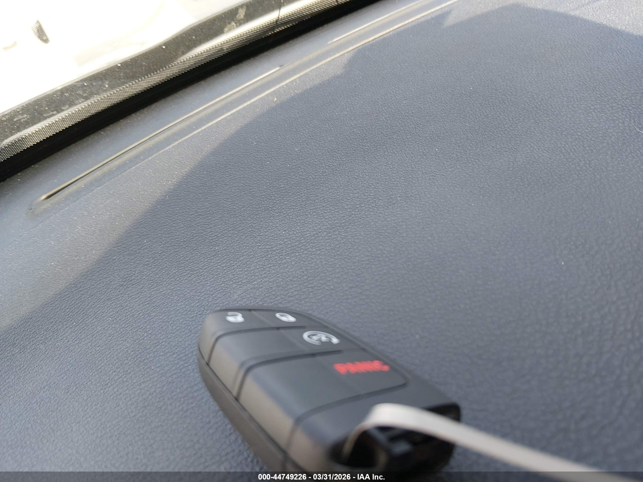 JEEP RENEGADE image 11