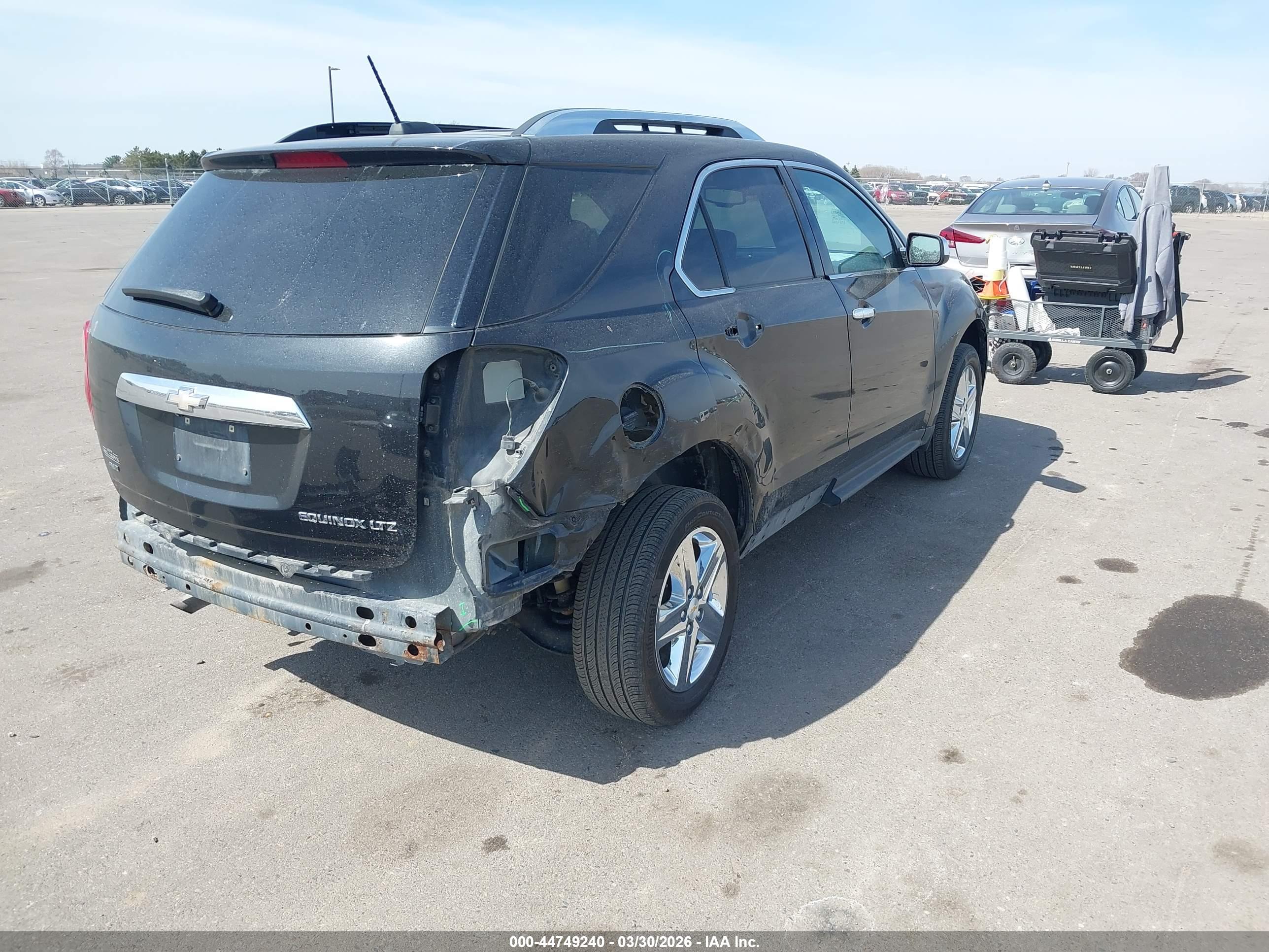 CHEVROLET EQUINOX image 4