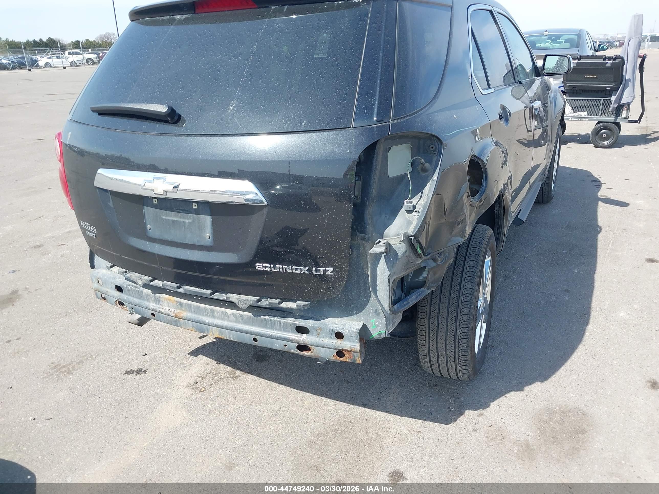 CHEVROLET EQUINOX image 6