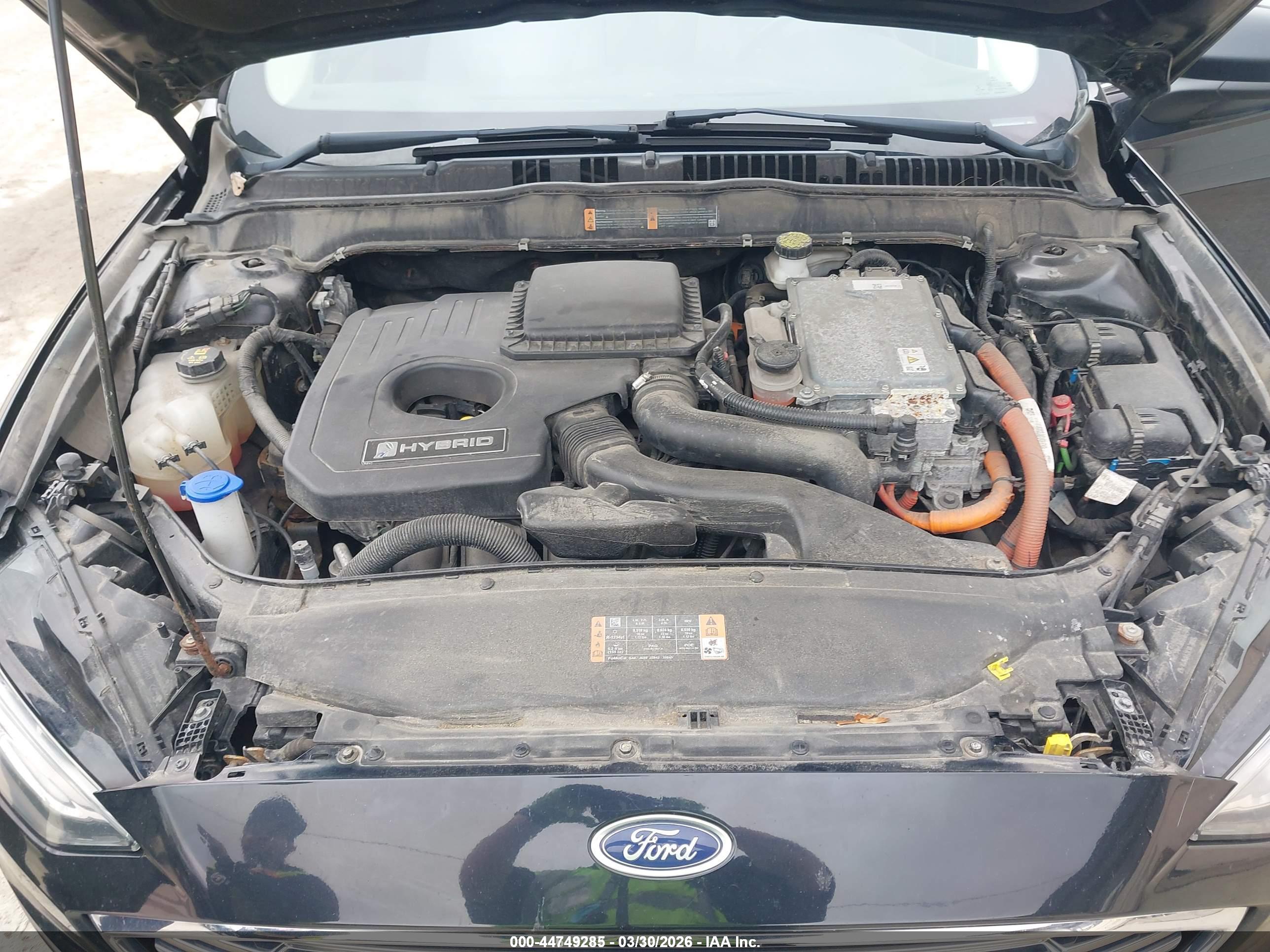 FORD FUSION image 10