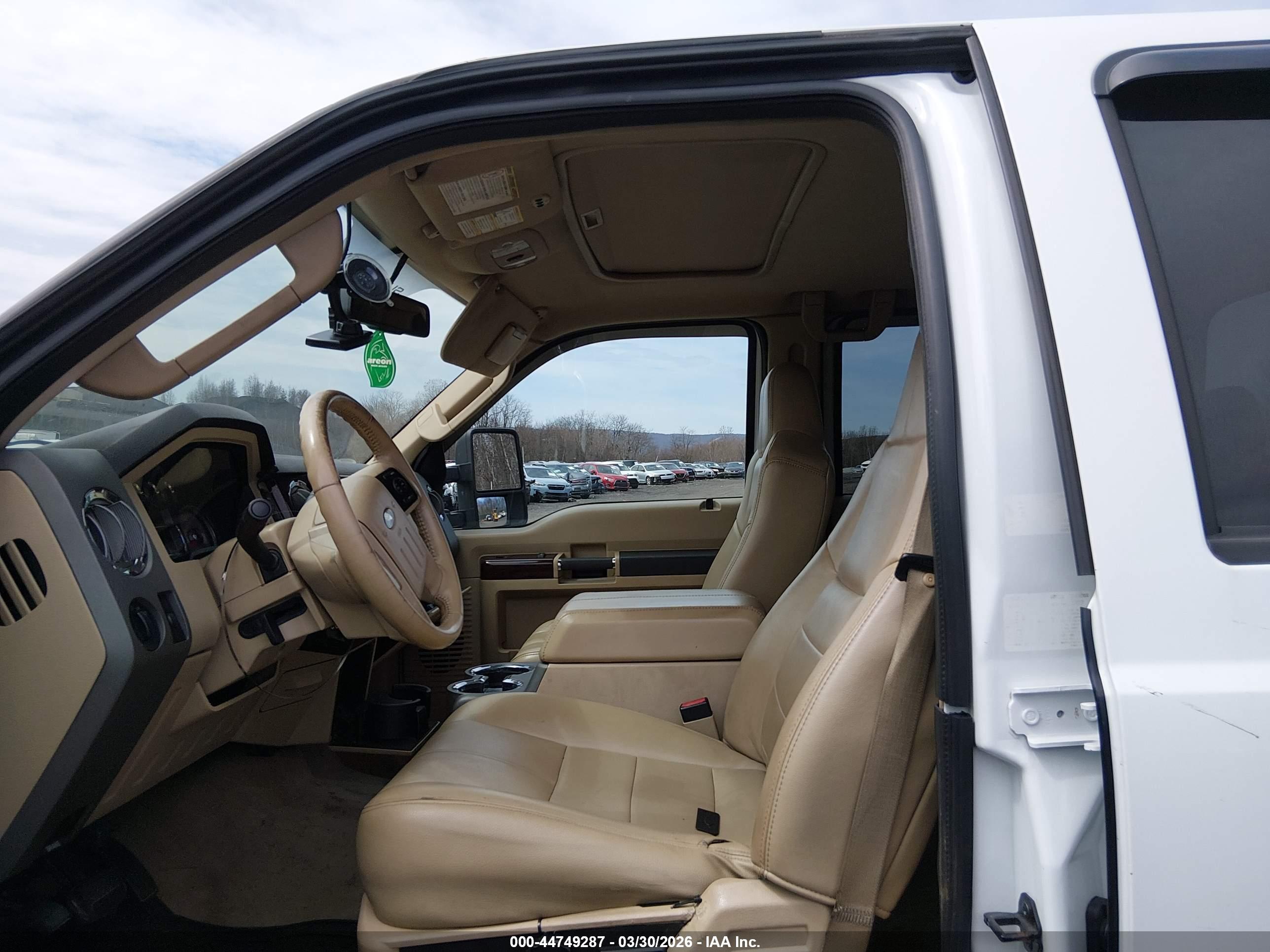 FORD F-350 image 8