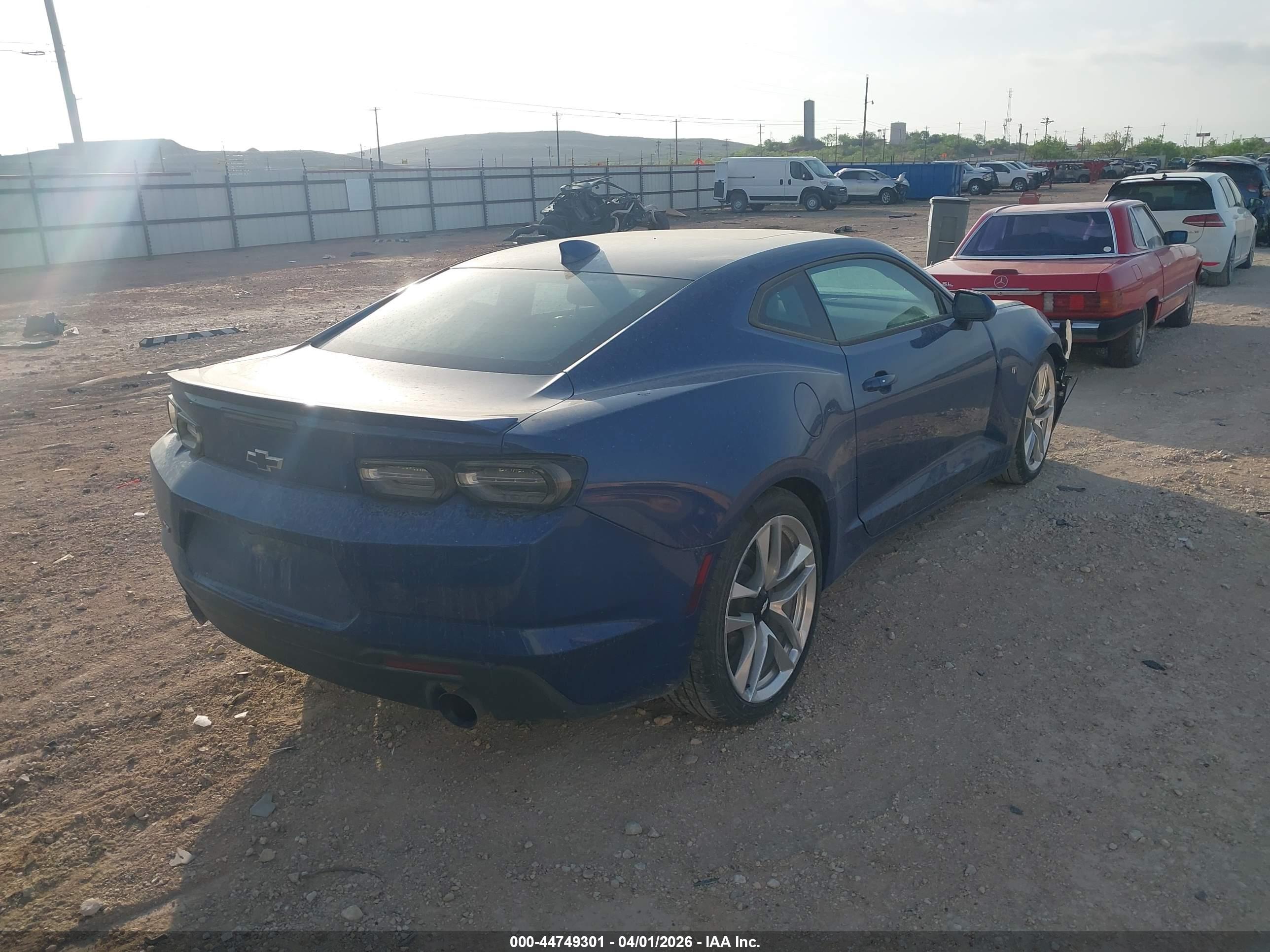 CHEVROLET CAMARO image 4