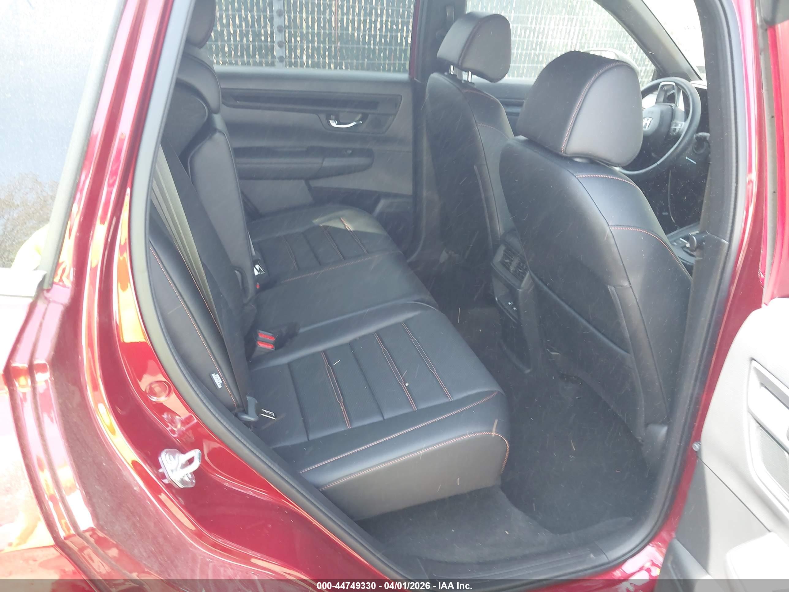 HONDA CR-V image 8