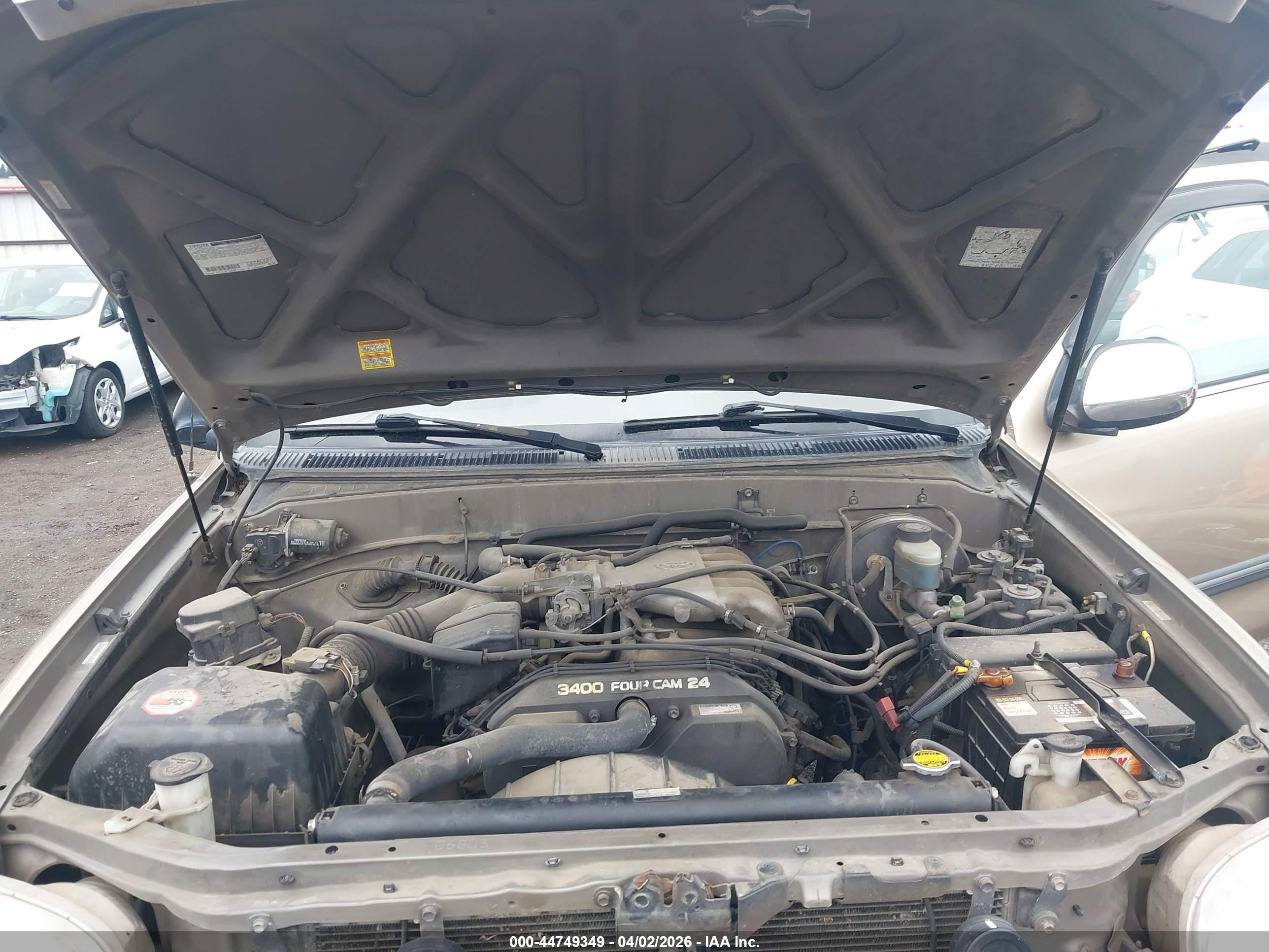 TOYOTA TUNDRA image 10
