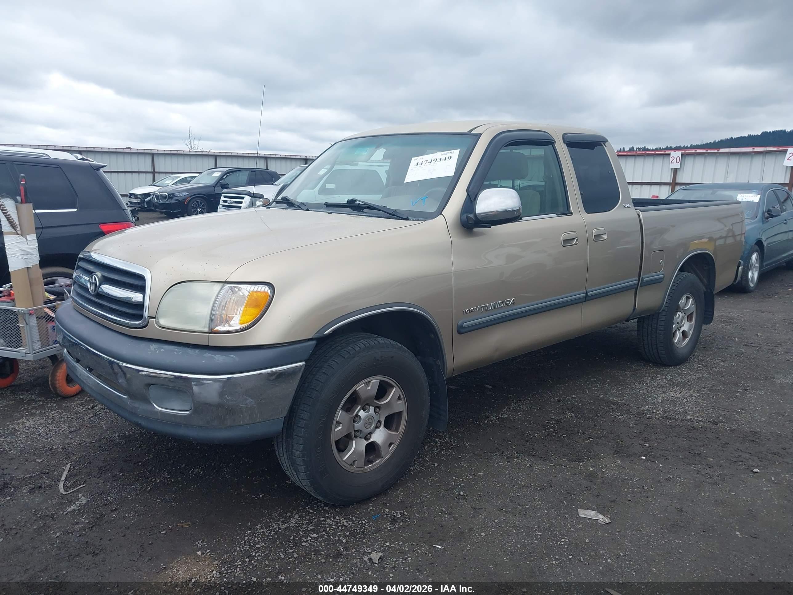 TOYOTA TUNDRA image 2