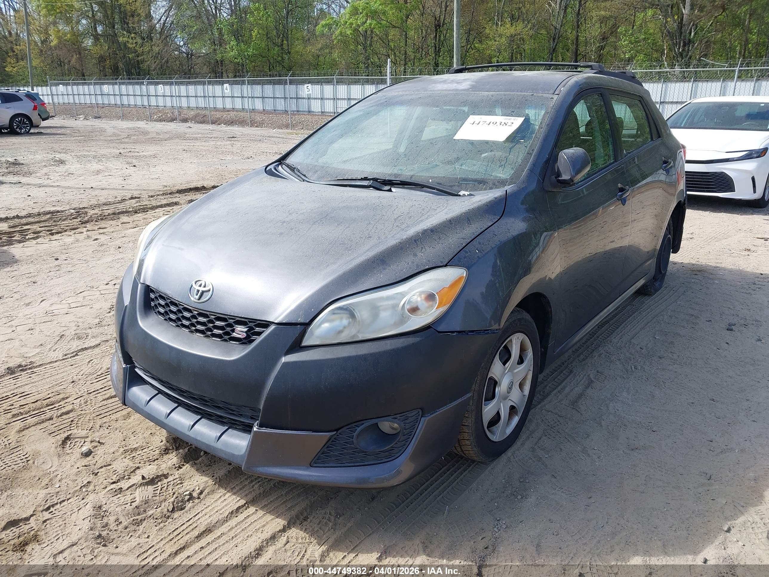 TOYOTA MATRIX image 6