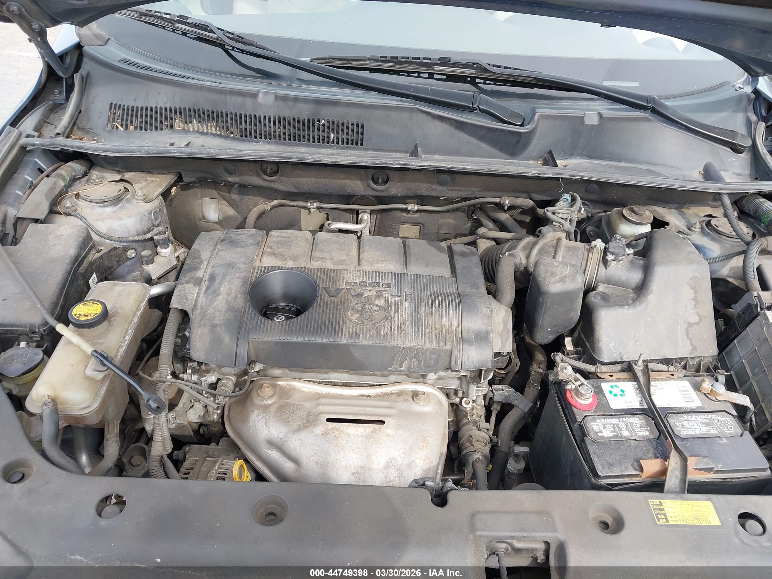 TOYOTA RAV4 image 10