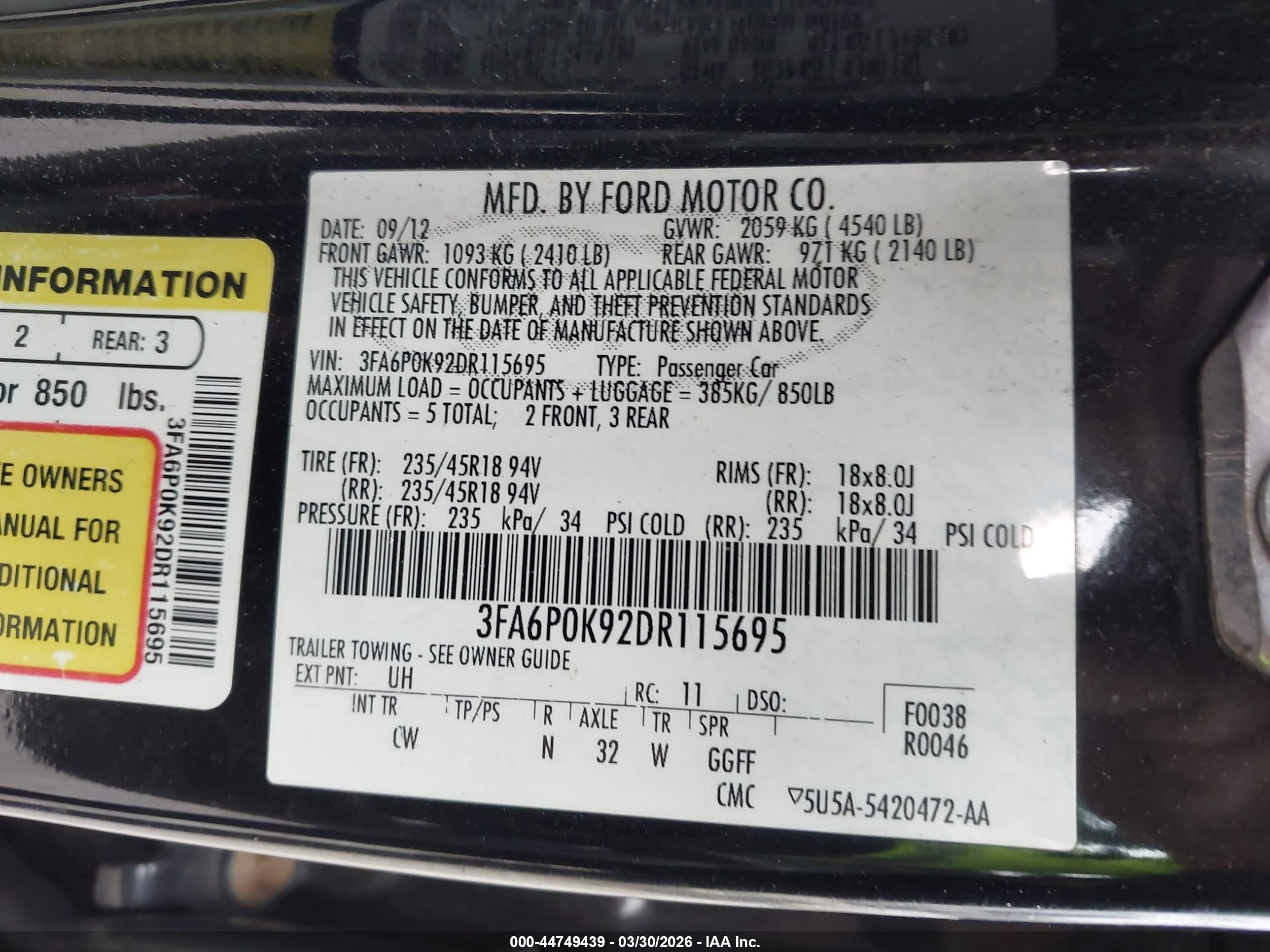 FORD FUSION image 9