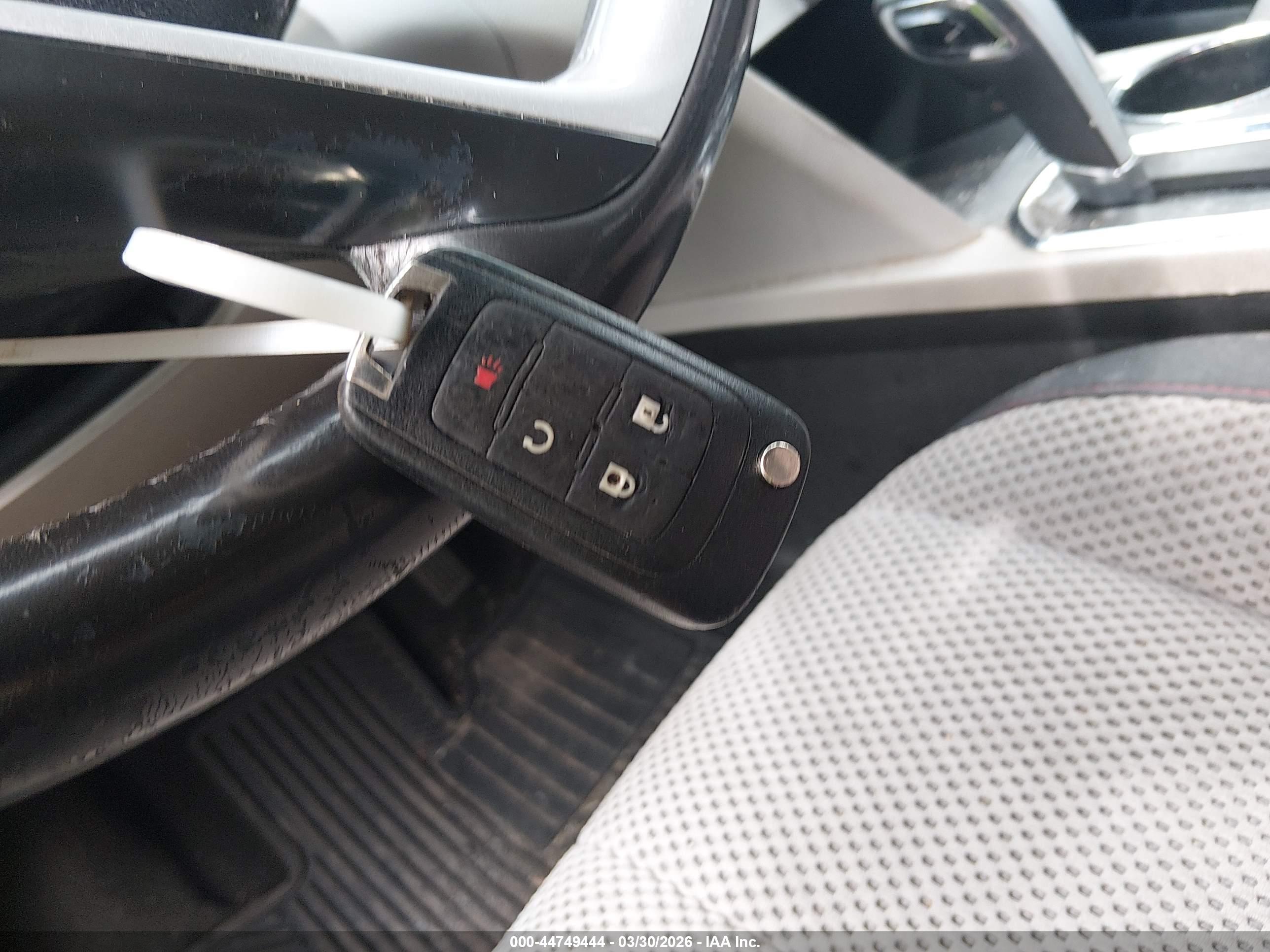GMC TERRAIN image 11