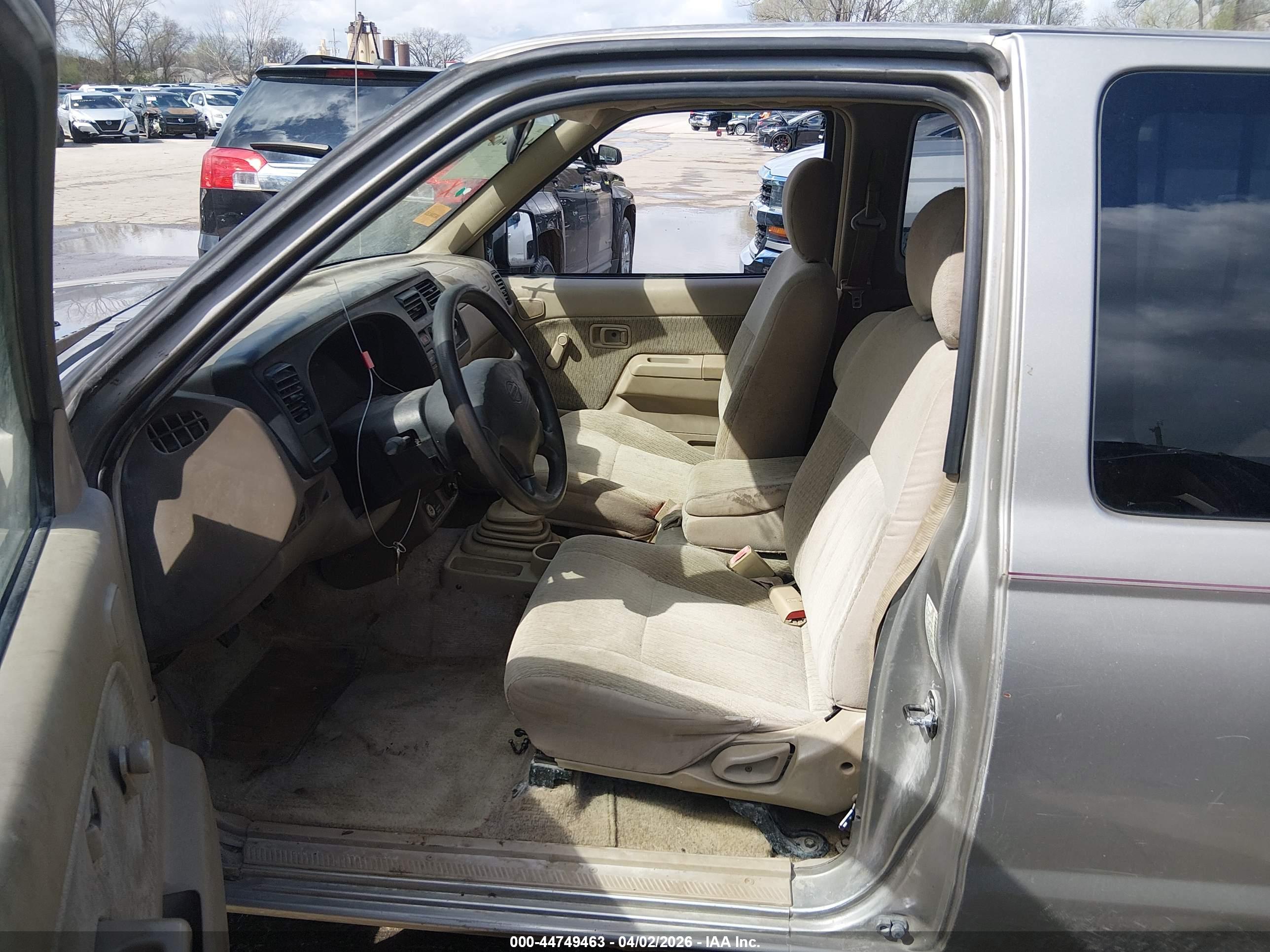 NISSAN FRONTIER image 5