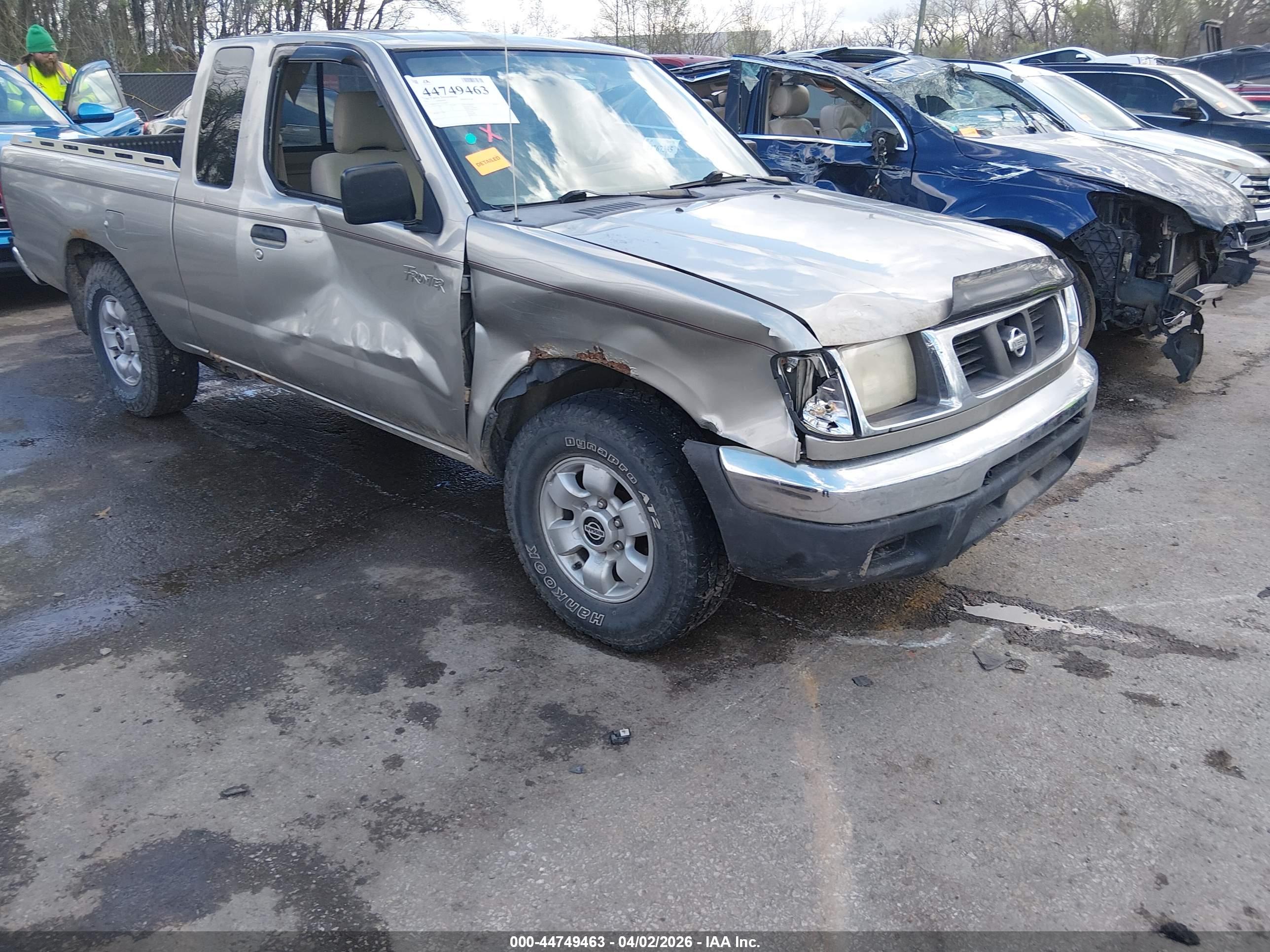 NISSAN FRONTIER image 6