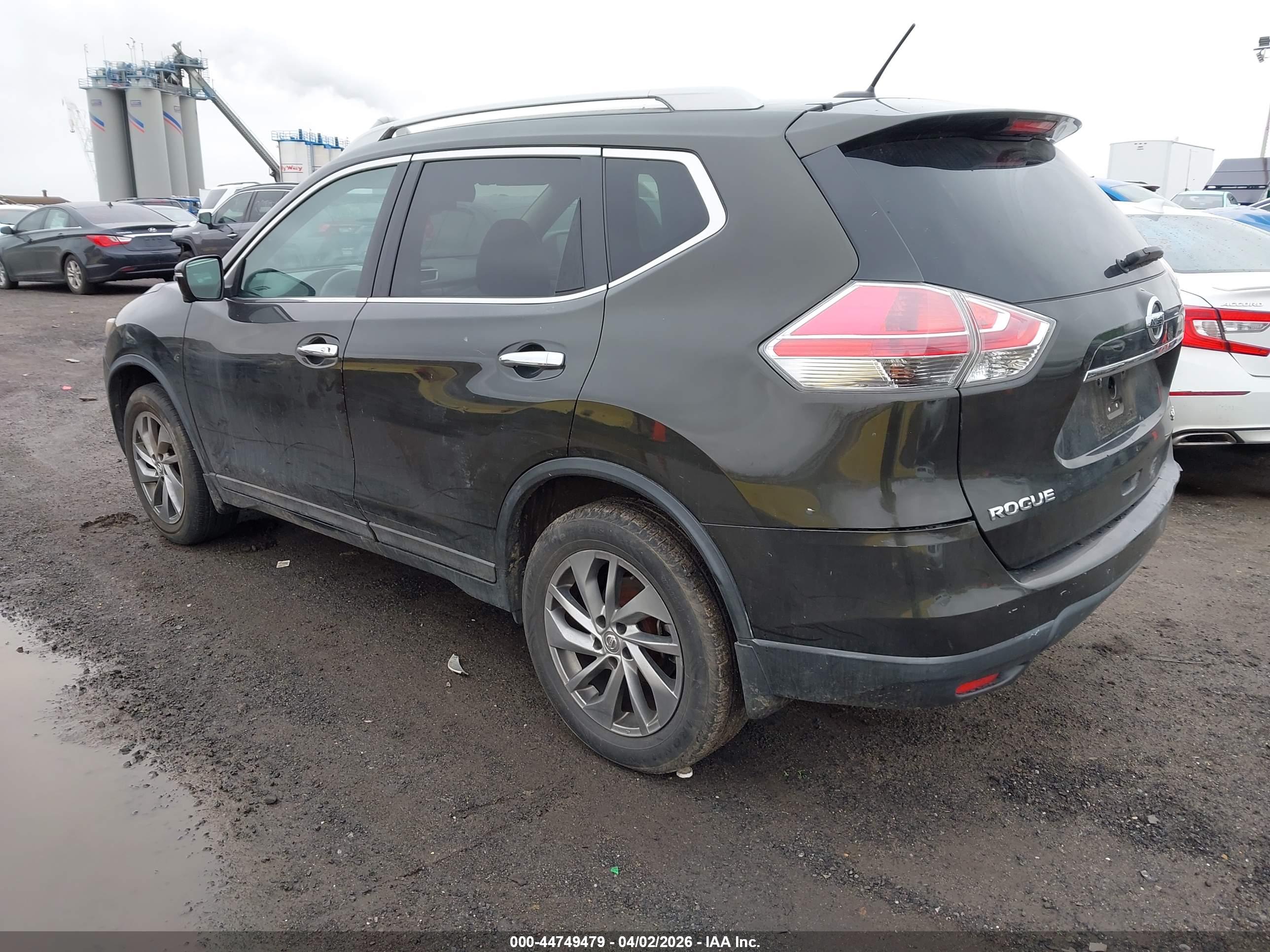NISSAN ROGUE image 3