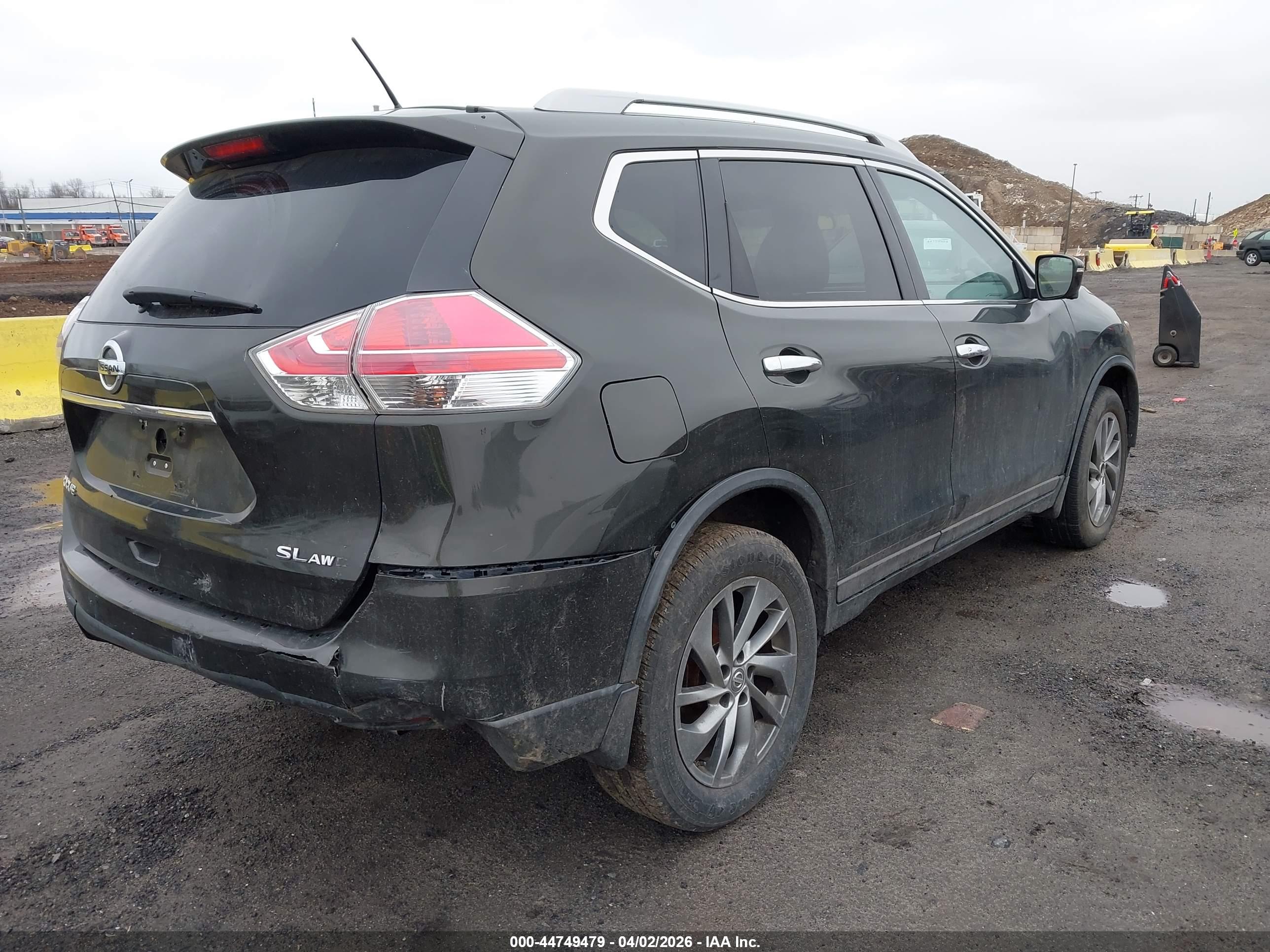 NISSAN ROGUE image 6